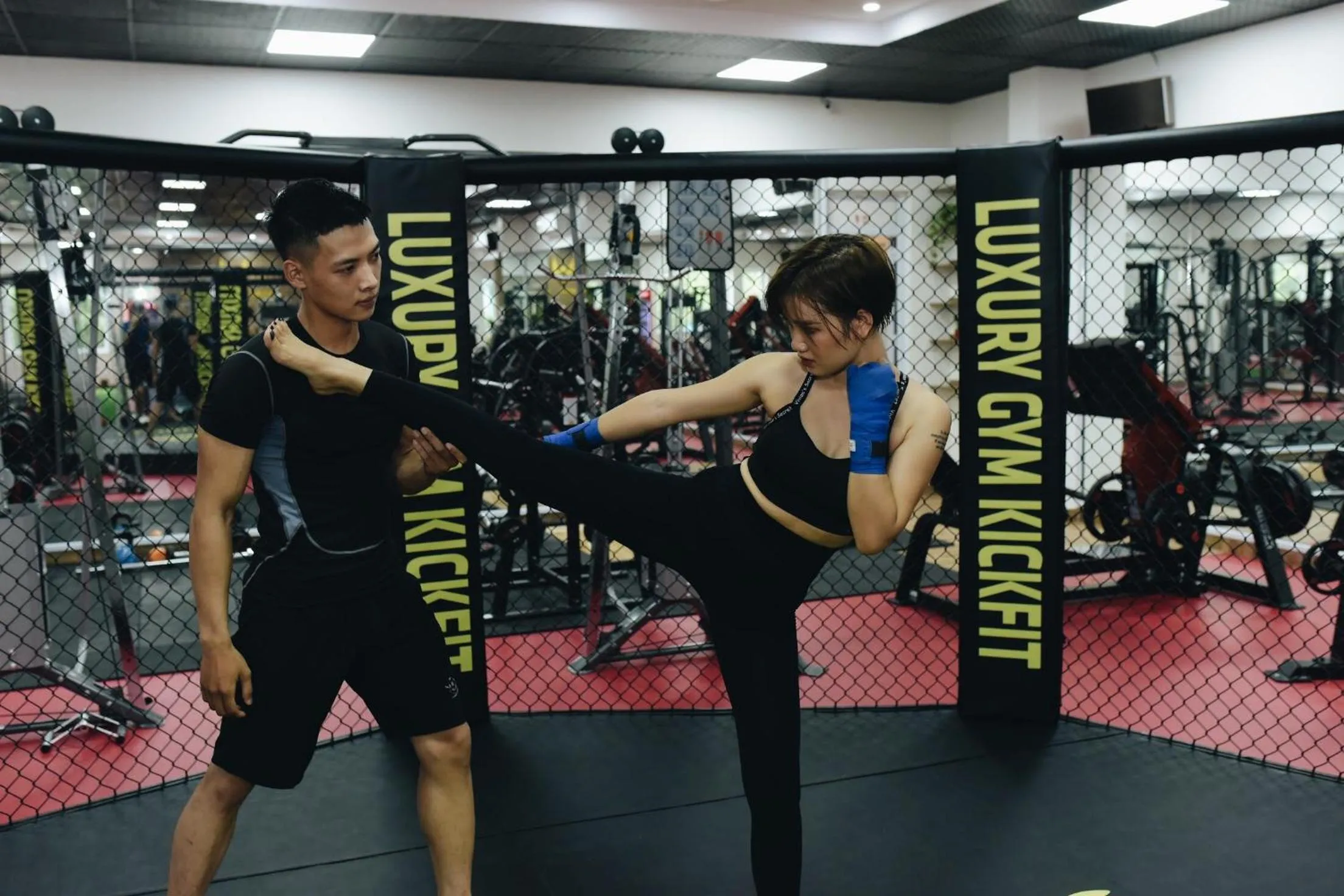 Fitness centre/facilities in Manh Quan Luxury Hotel