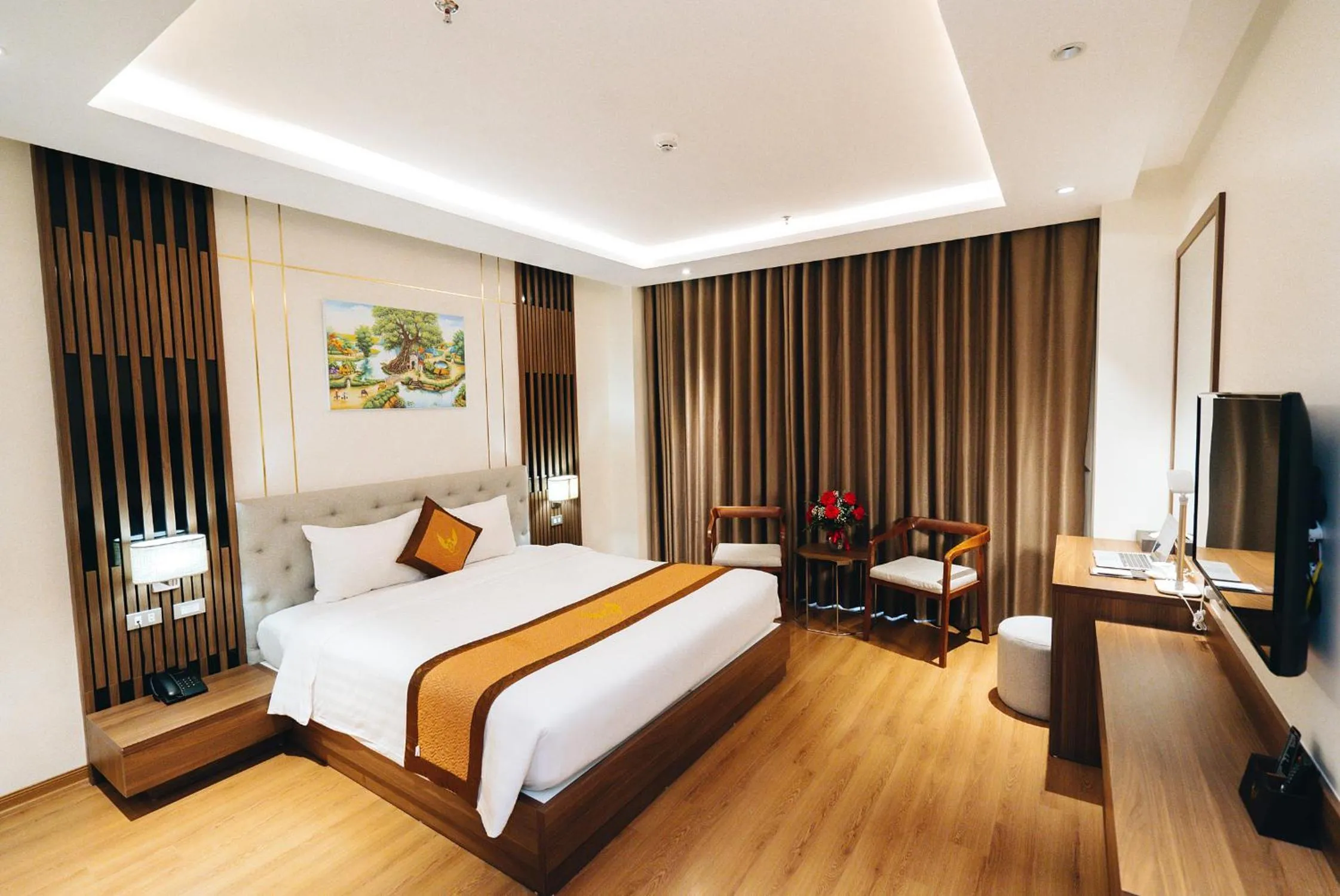 Bedroom, Bed in Manh Quan Luxury Hotel