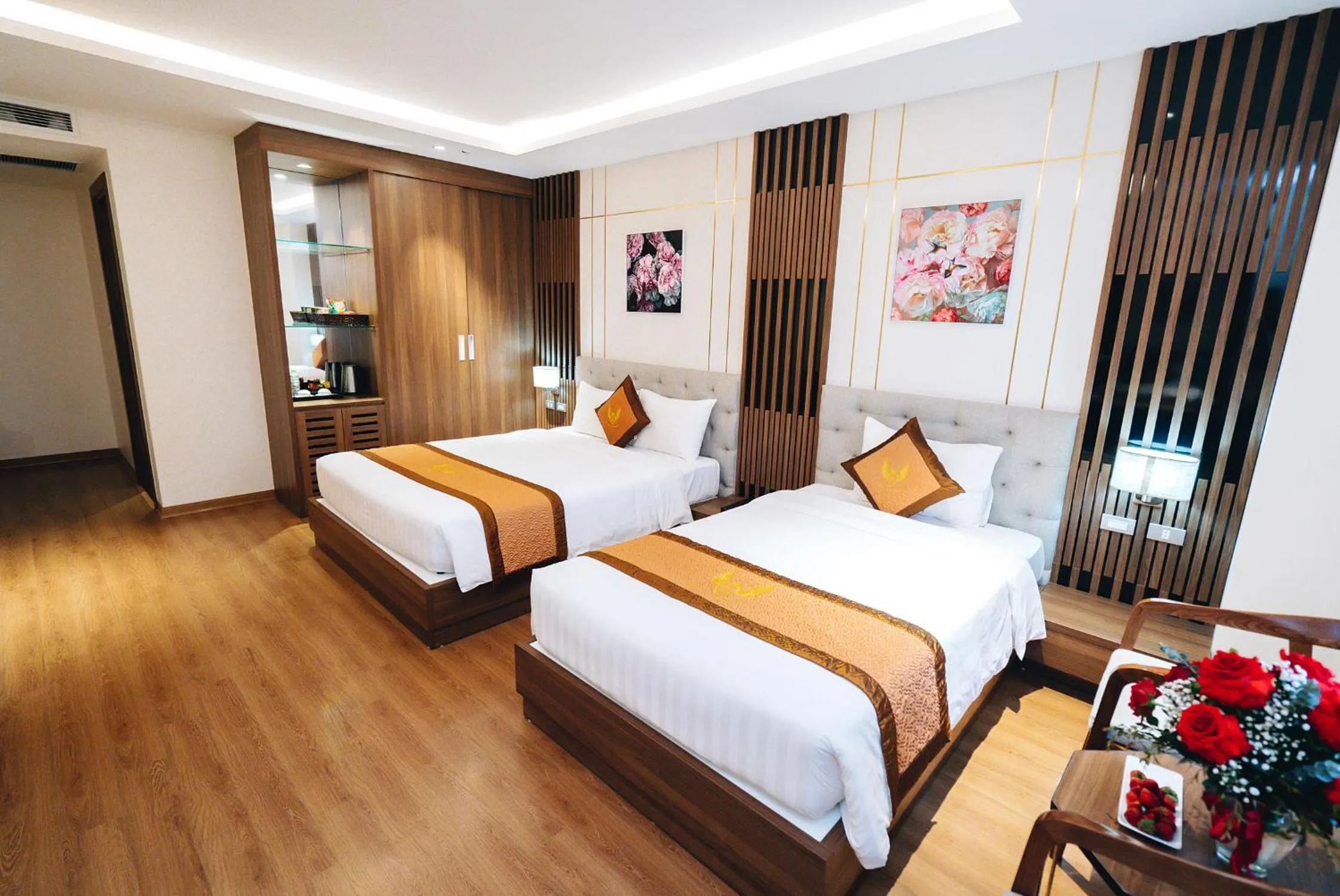 Bedroom, Bed in Manh Quan Luxury Hotel