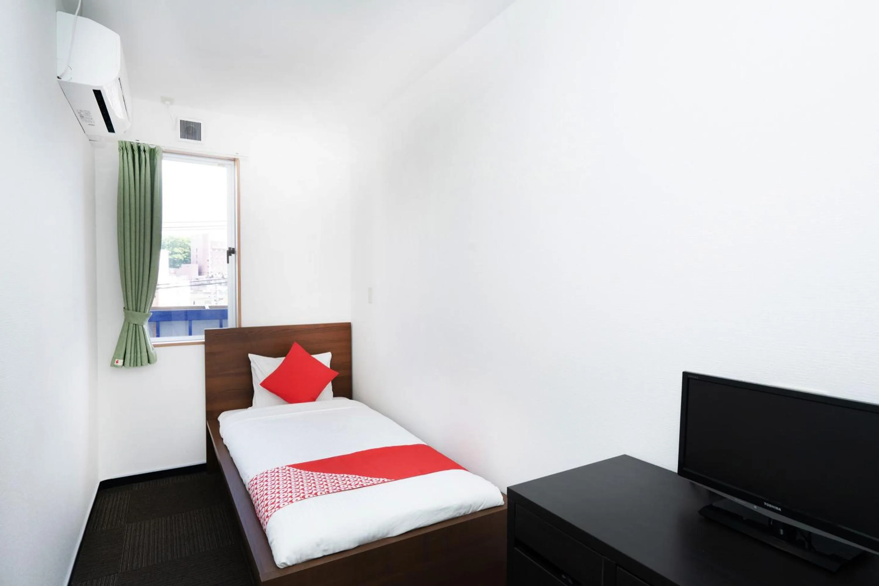 Bedroom, Bed in Ｔａｂｉｓｔ ホテル塩釜&松島