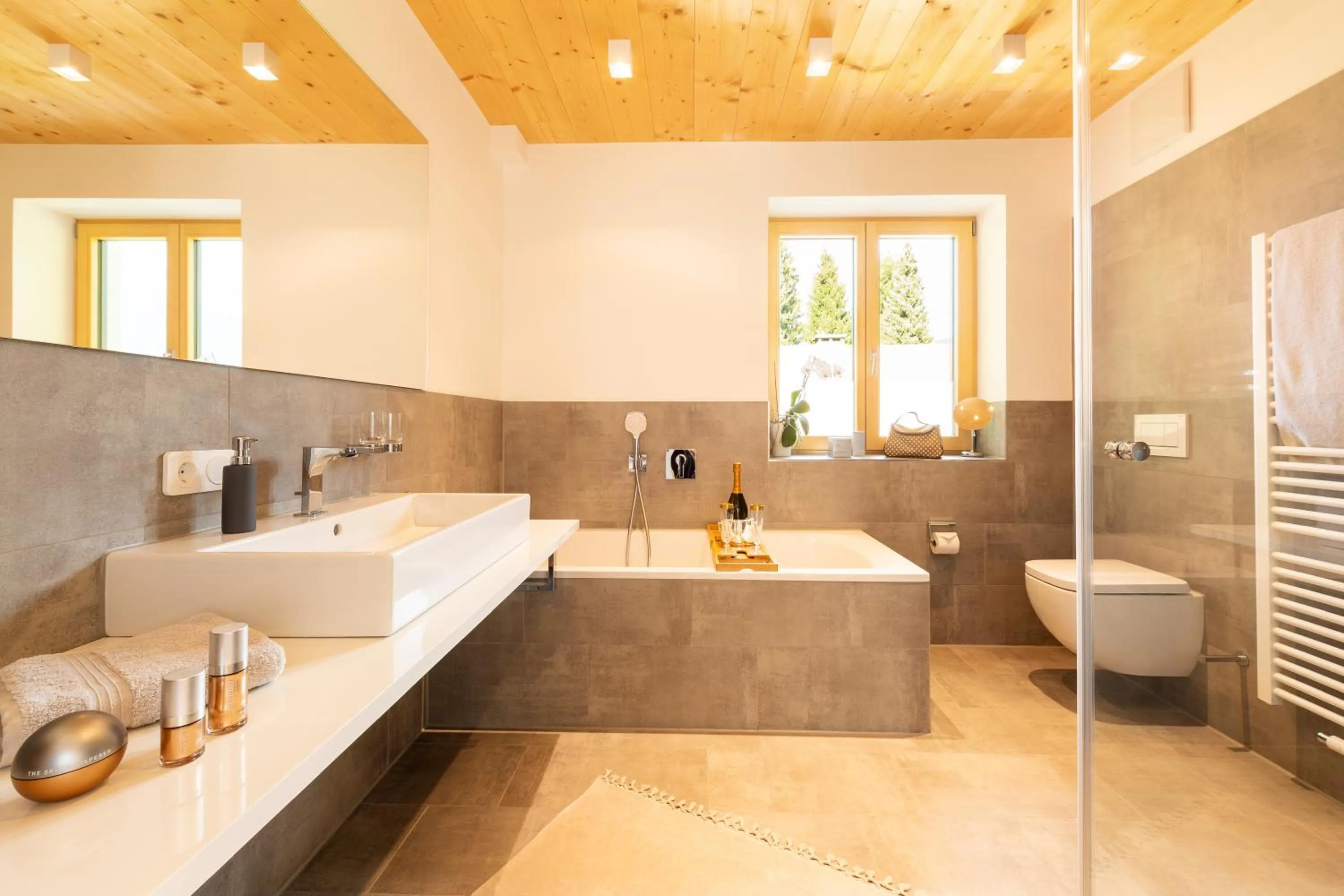 "Landhaus Panorama" - Luxuriöse Ferienwohnungen in bester Lage für gehobene Ansprüche