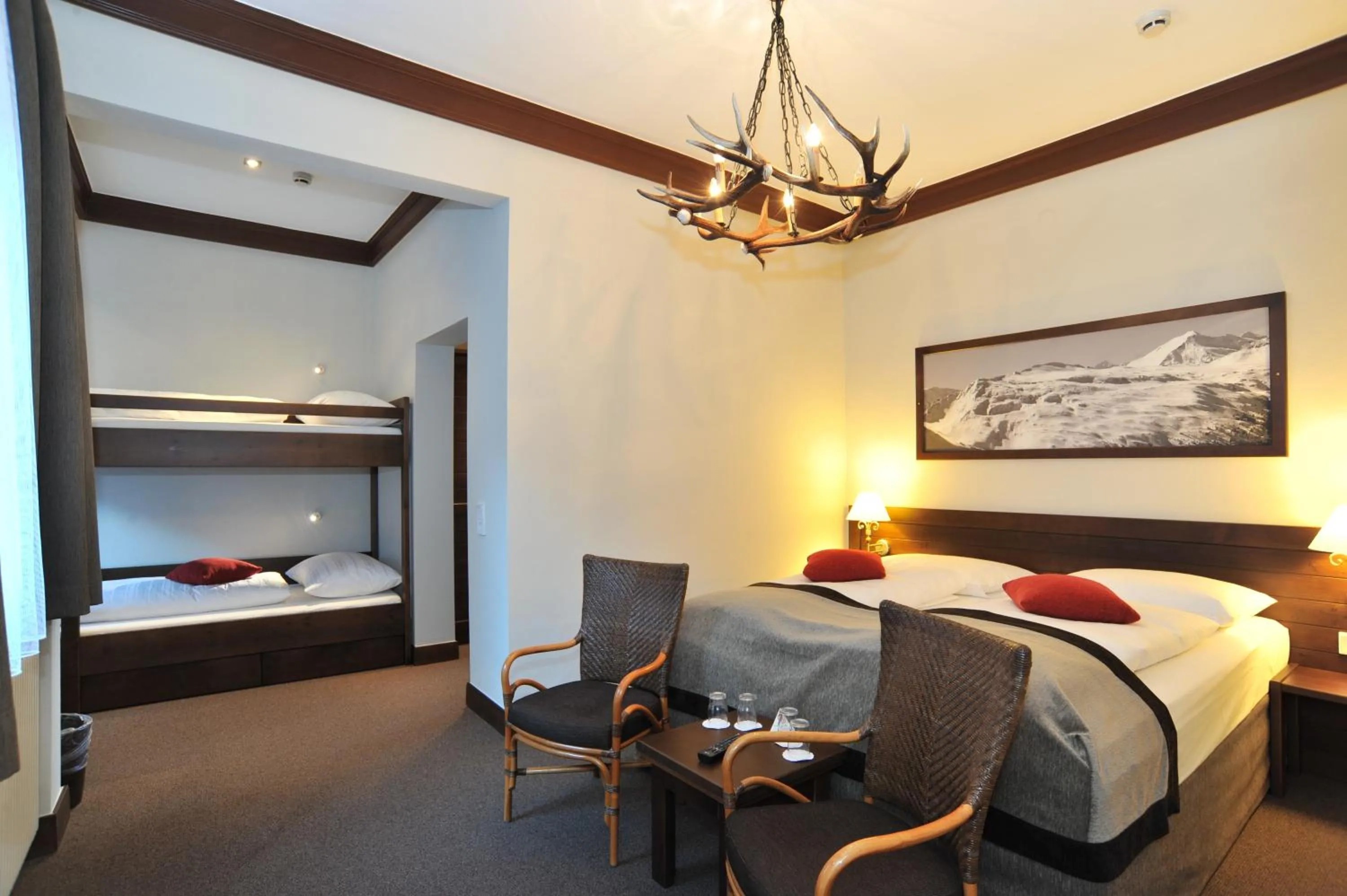 Photo of the whole room, Bed in Ski Lodge Reineke