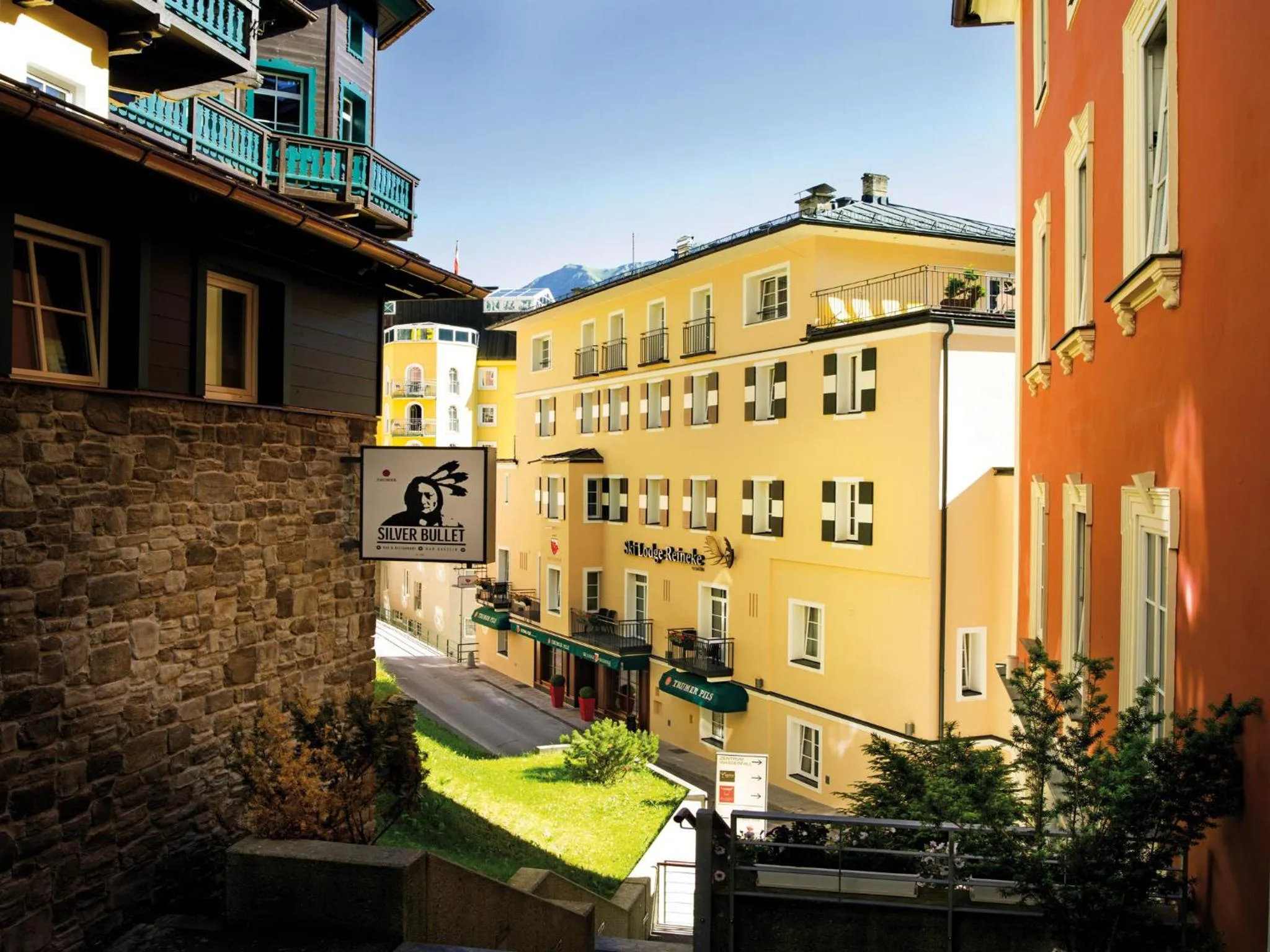 Facade/entrance in Ski Lodge Reineke