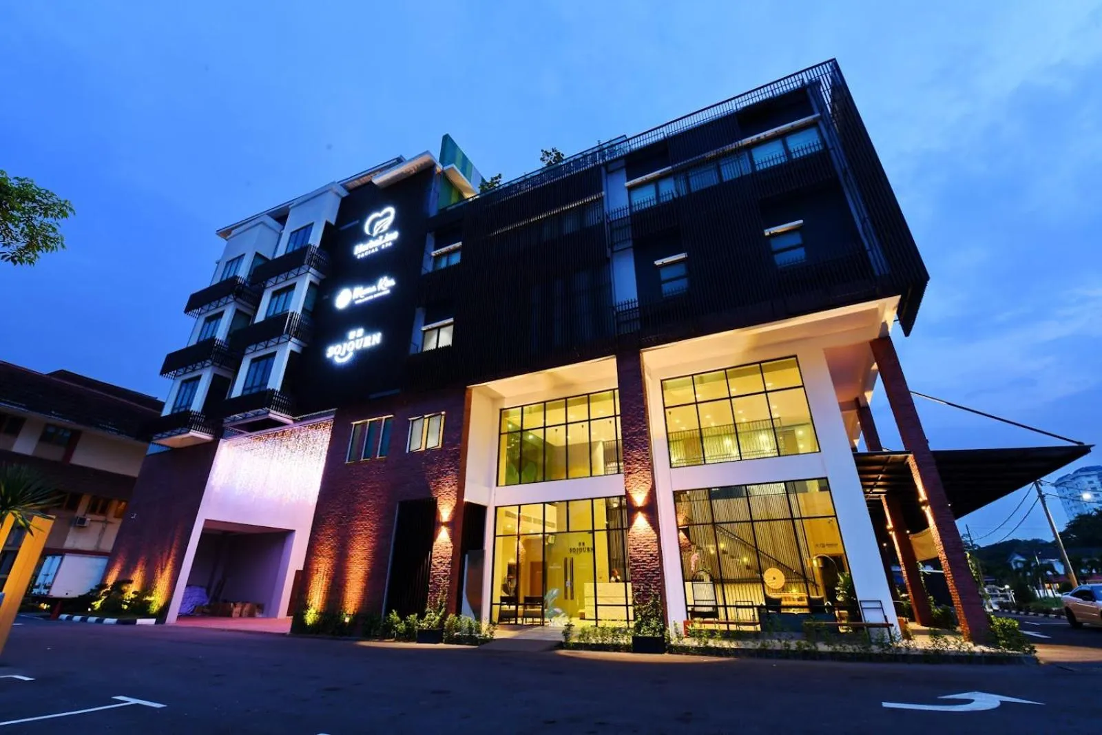 Property building in Sojourn Spa Hotel Ipoh