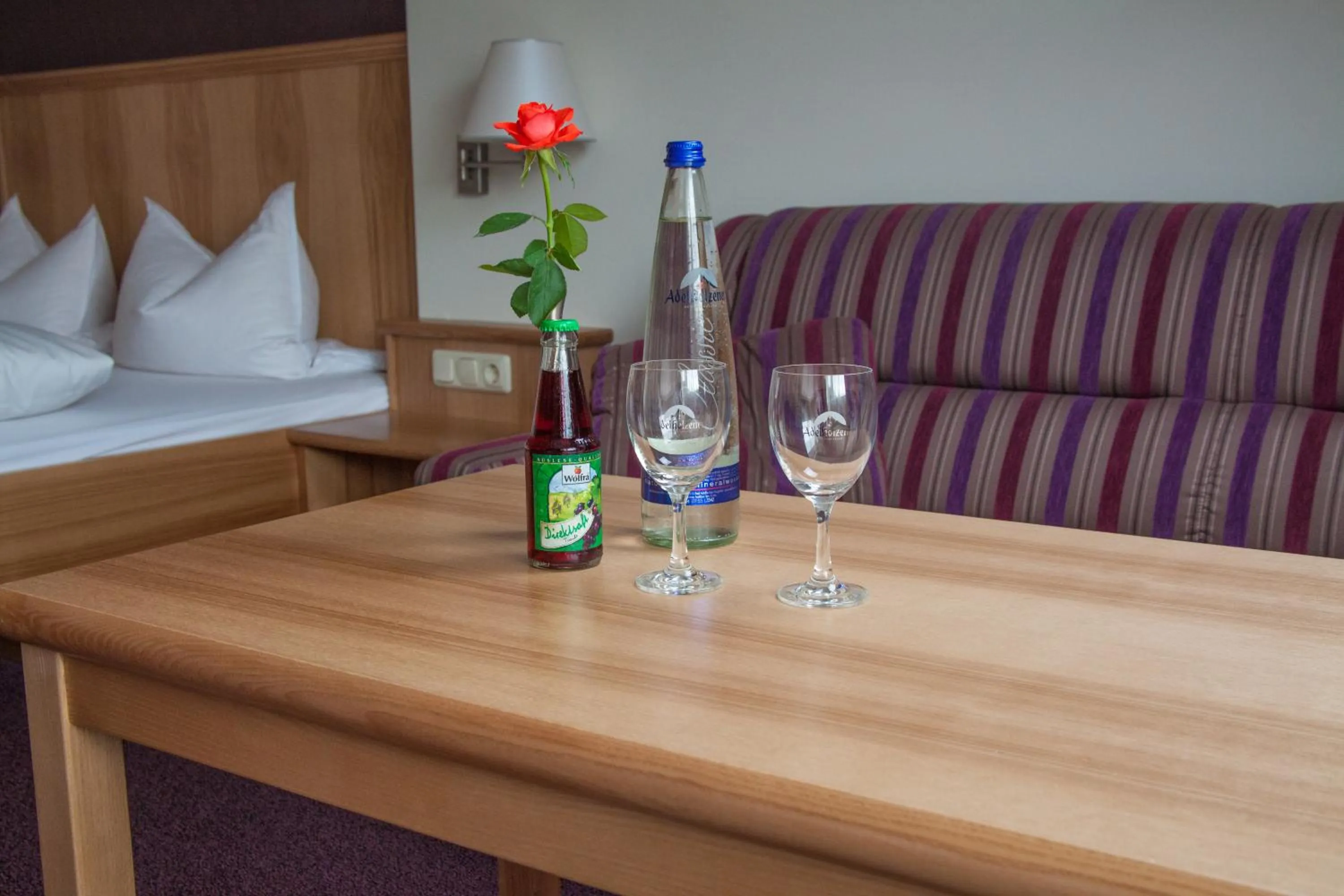 Seating area, Bed in Gasthof zum Bäckerwirt