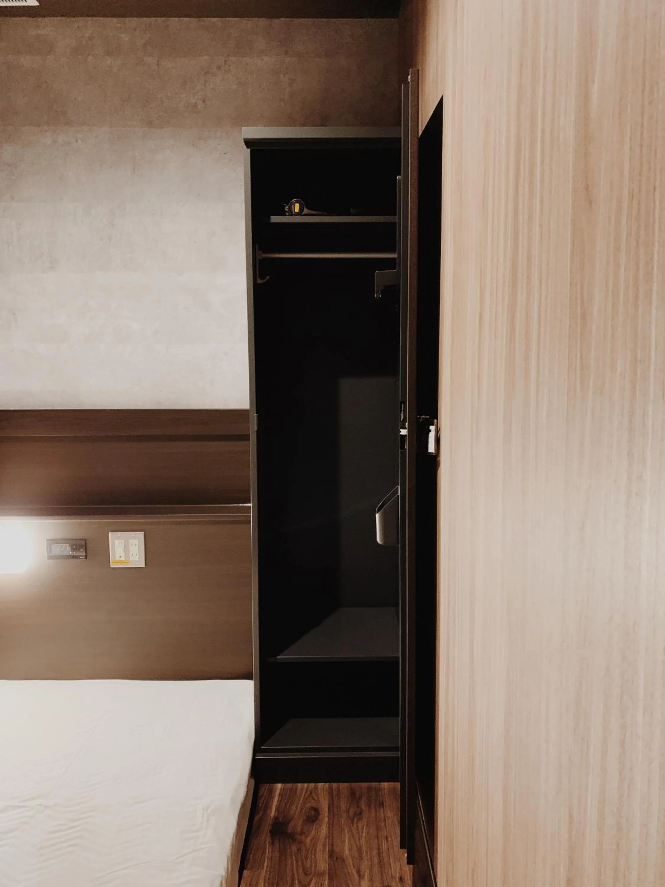 Bed in Hotel Capsule Inn Shizuoka