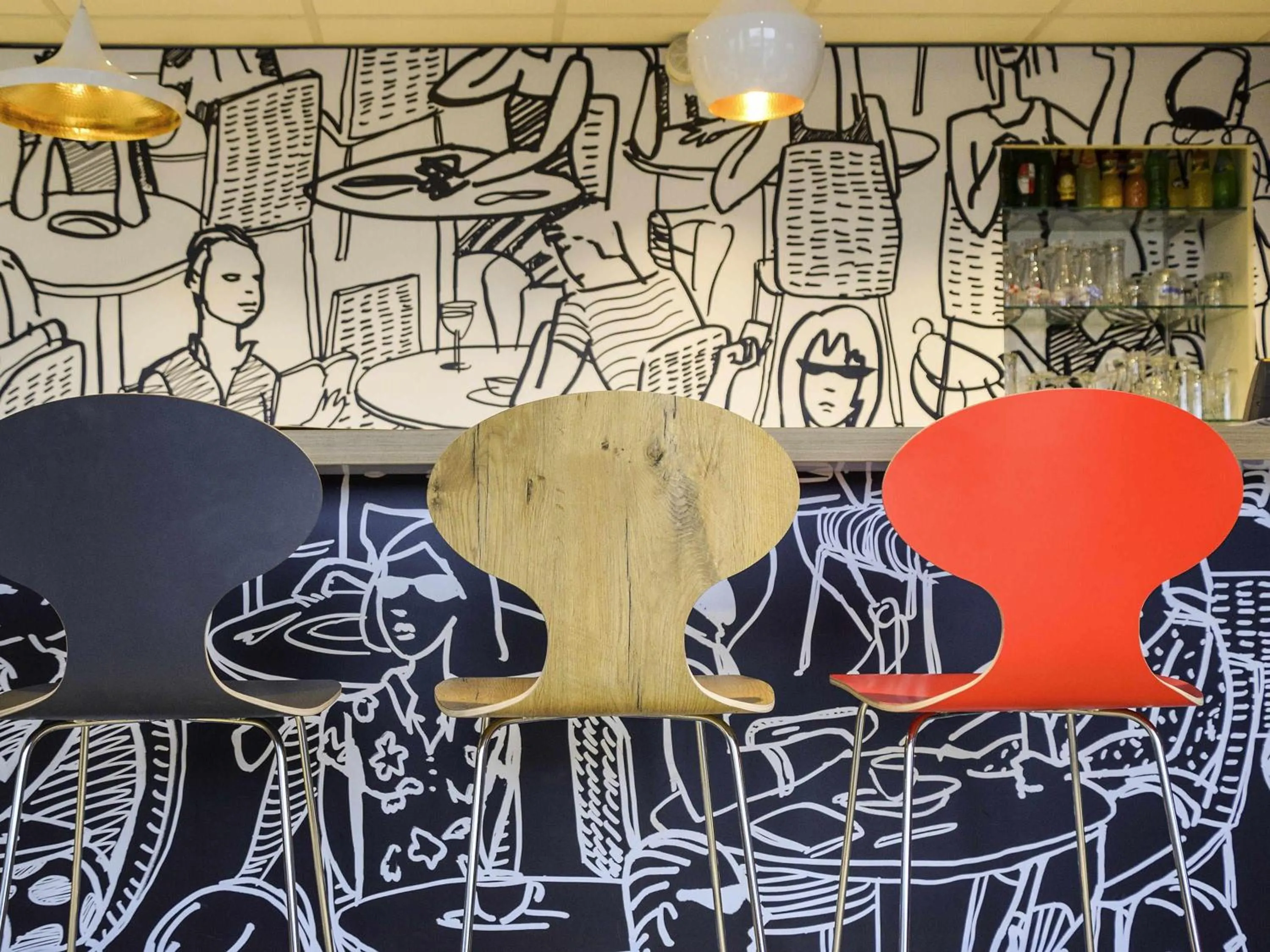 Lounge or bar in ibis Saint-Denis Stade Ouest