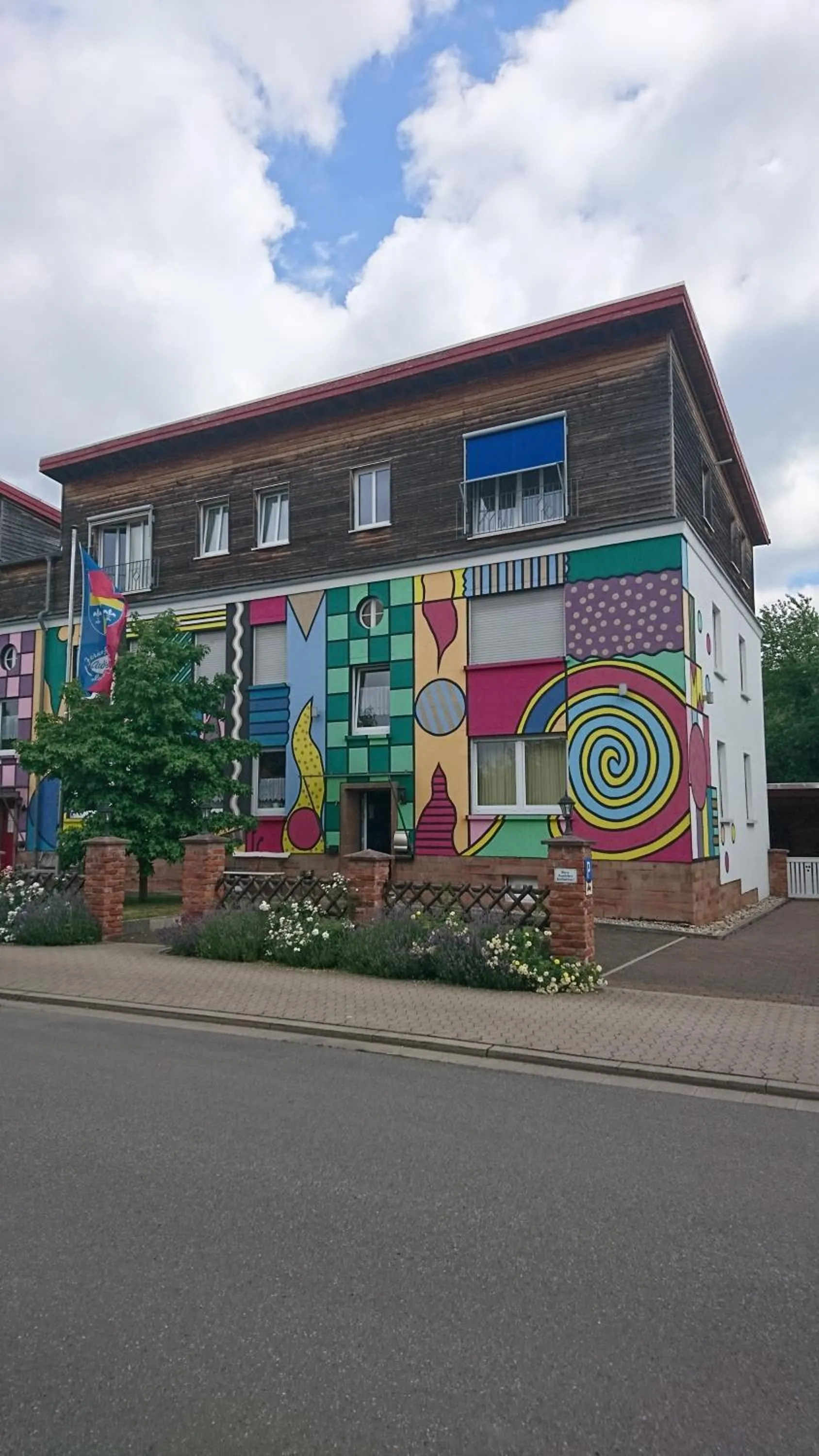 Property building in Hotel & Auberge le Journal