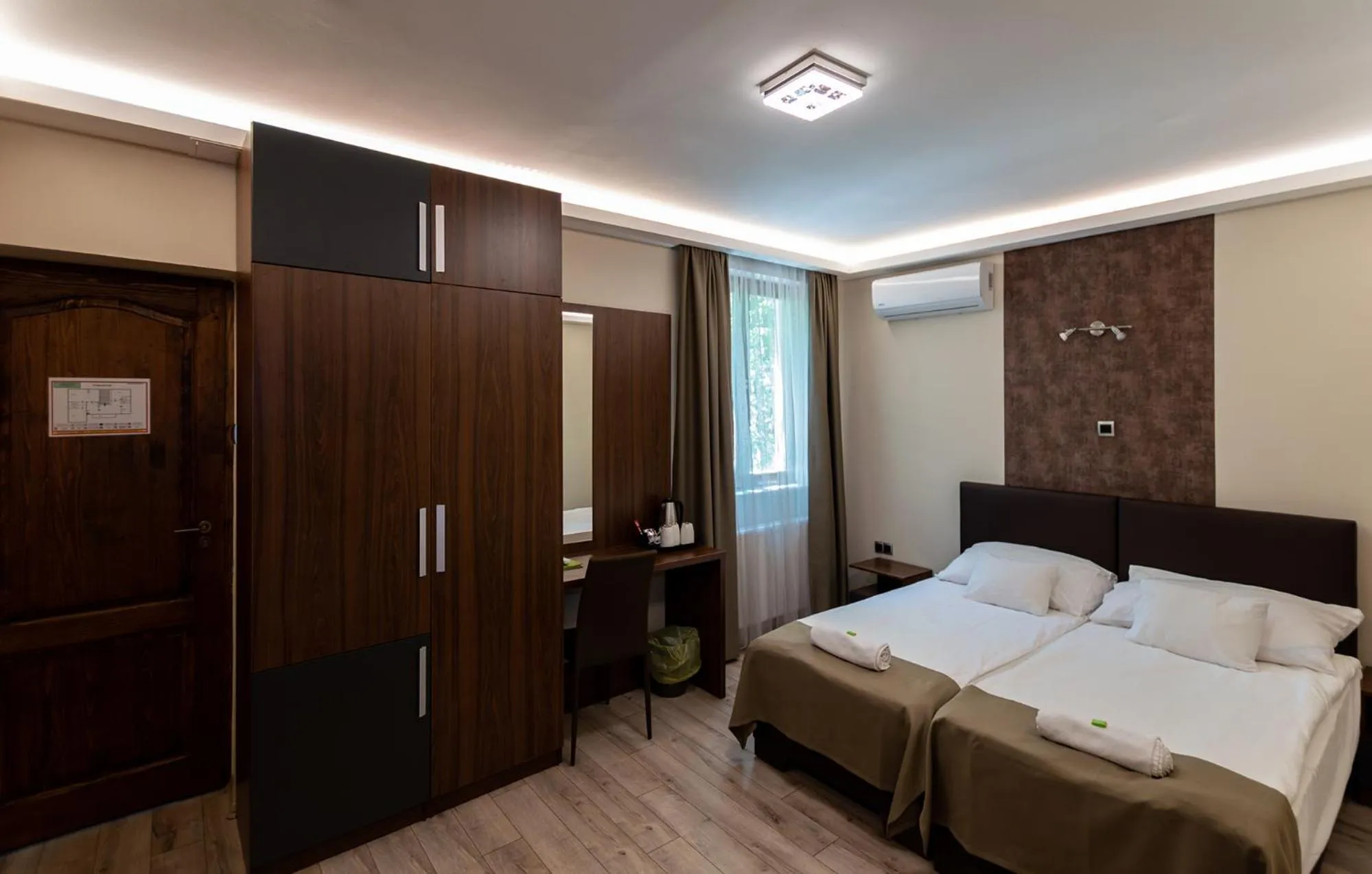 Photo of the whole room, Bed in Vén Diófa De Lux Panzió