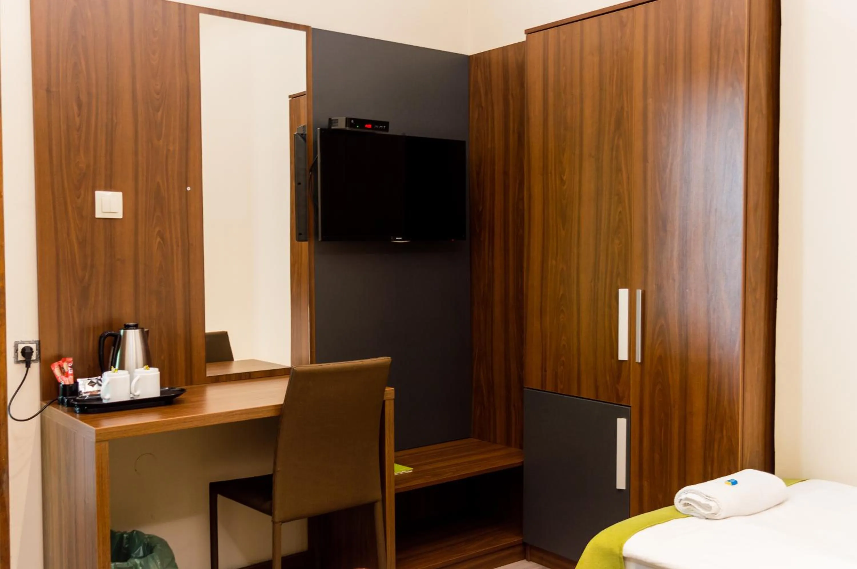 TV and multimedia, Bed in Vén Diófa De Lux Panzió