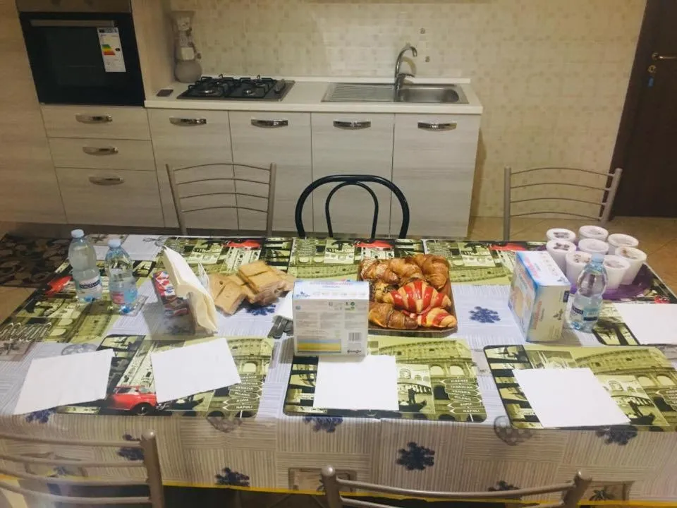 Food and drinks in B&B Salerno