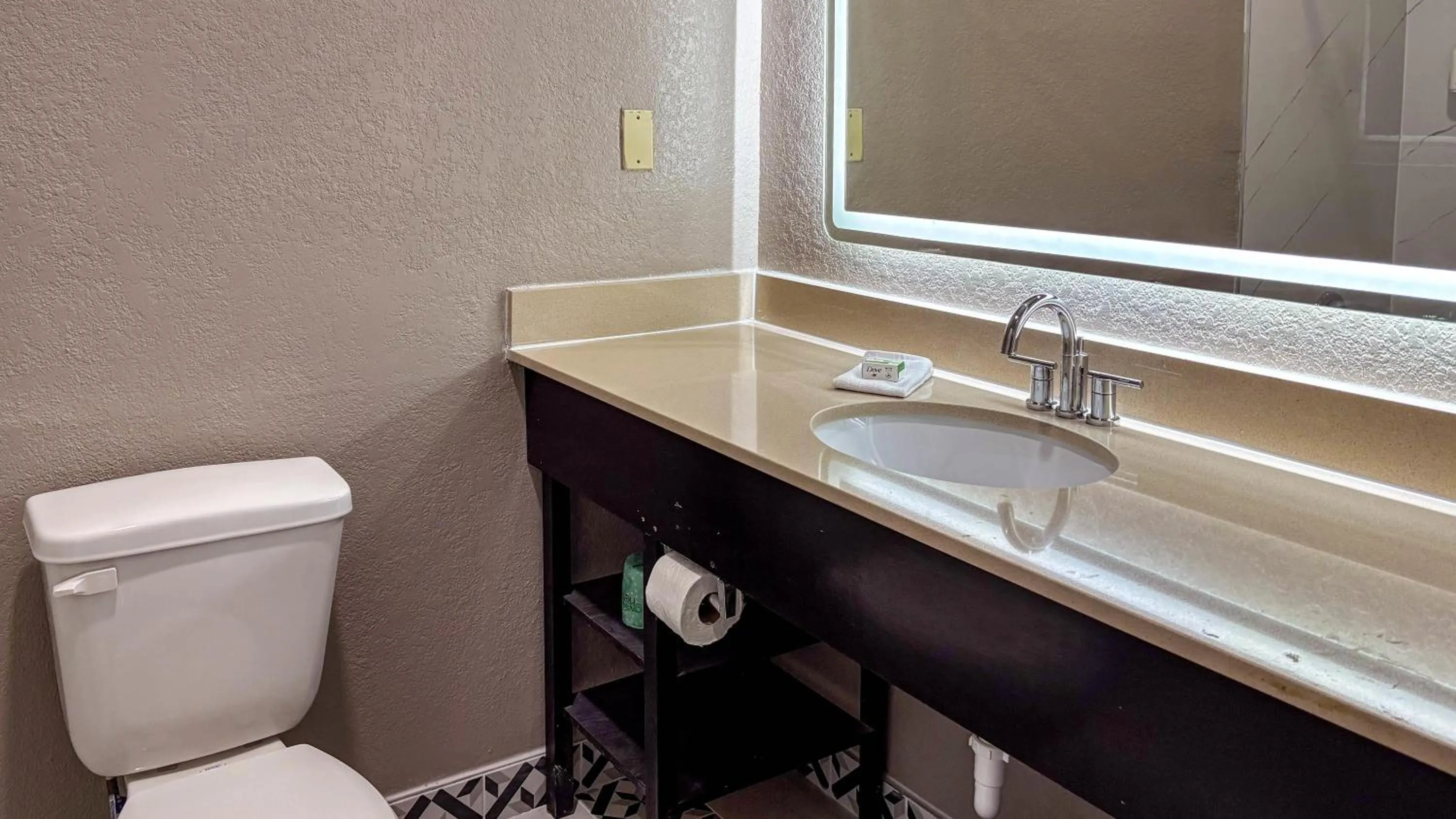 Bathroom in Studio 6 Houston, TX - Westchase