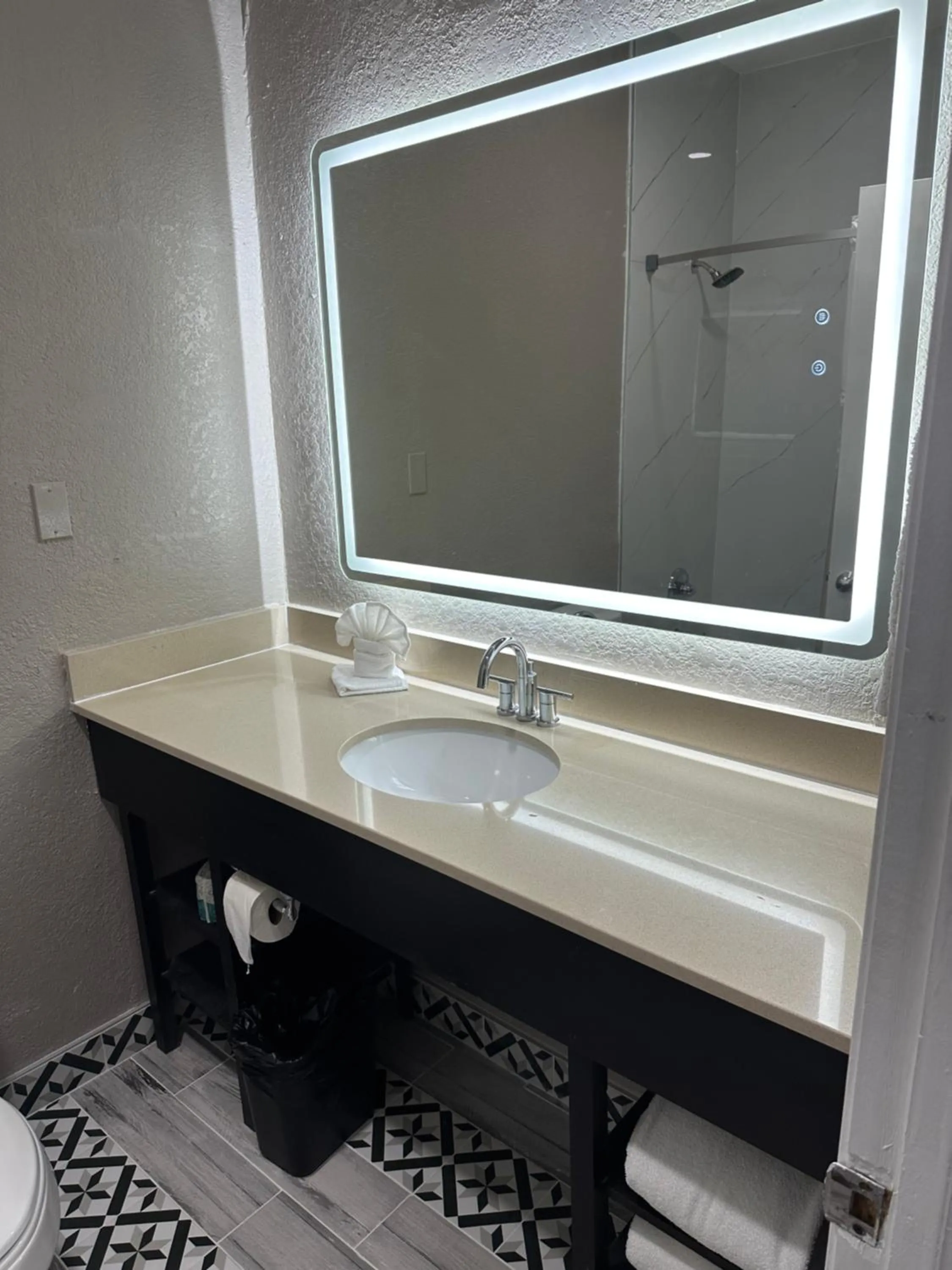 Bathroom in Studio 6 Houston, TX - Westchase