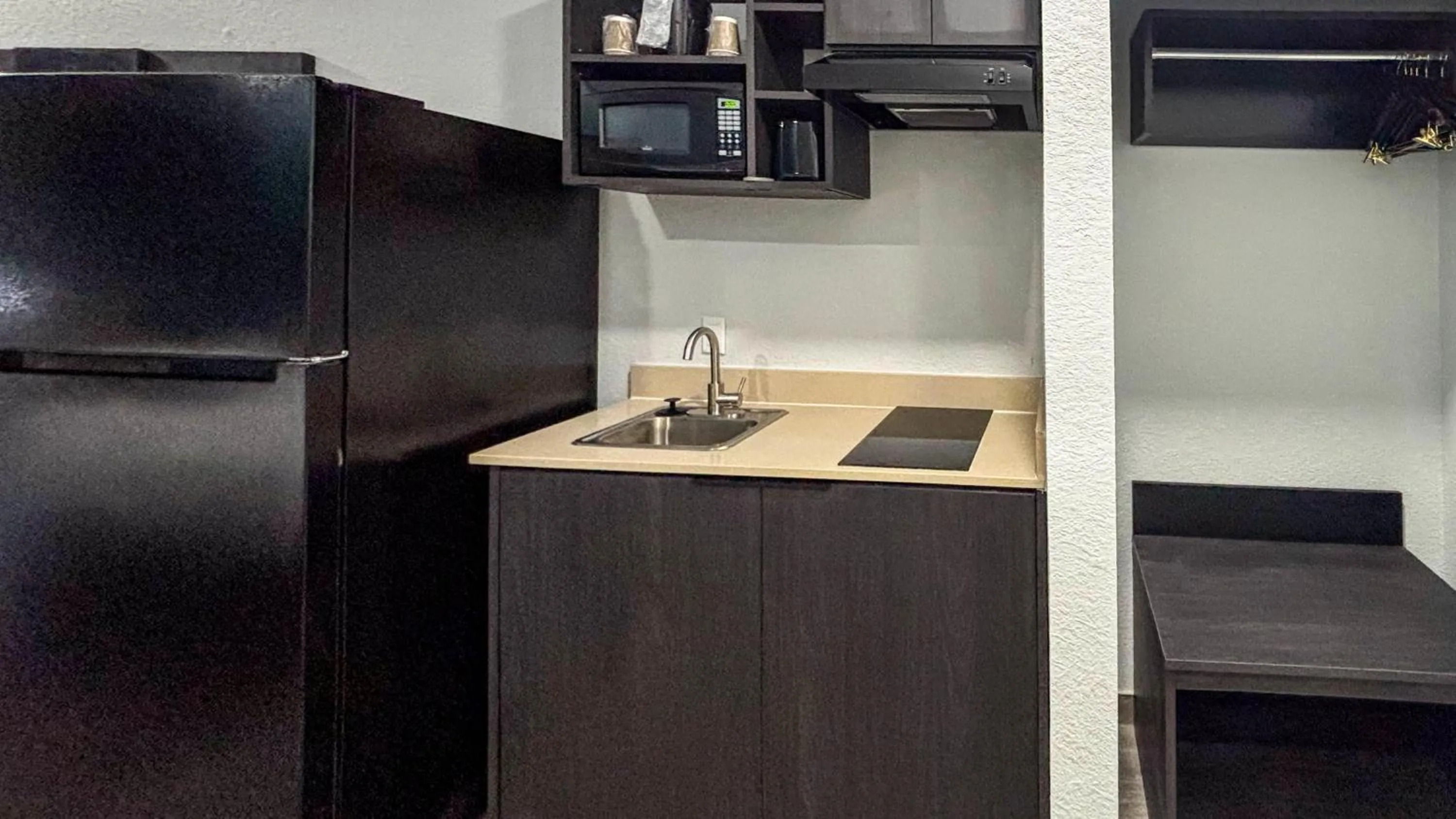 Kitchen or kitchenette in Studio 6 Houston, TX - Westchase