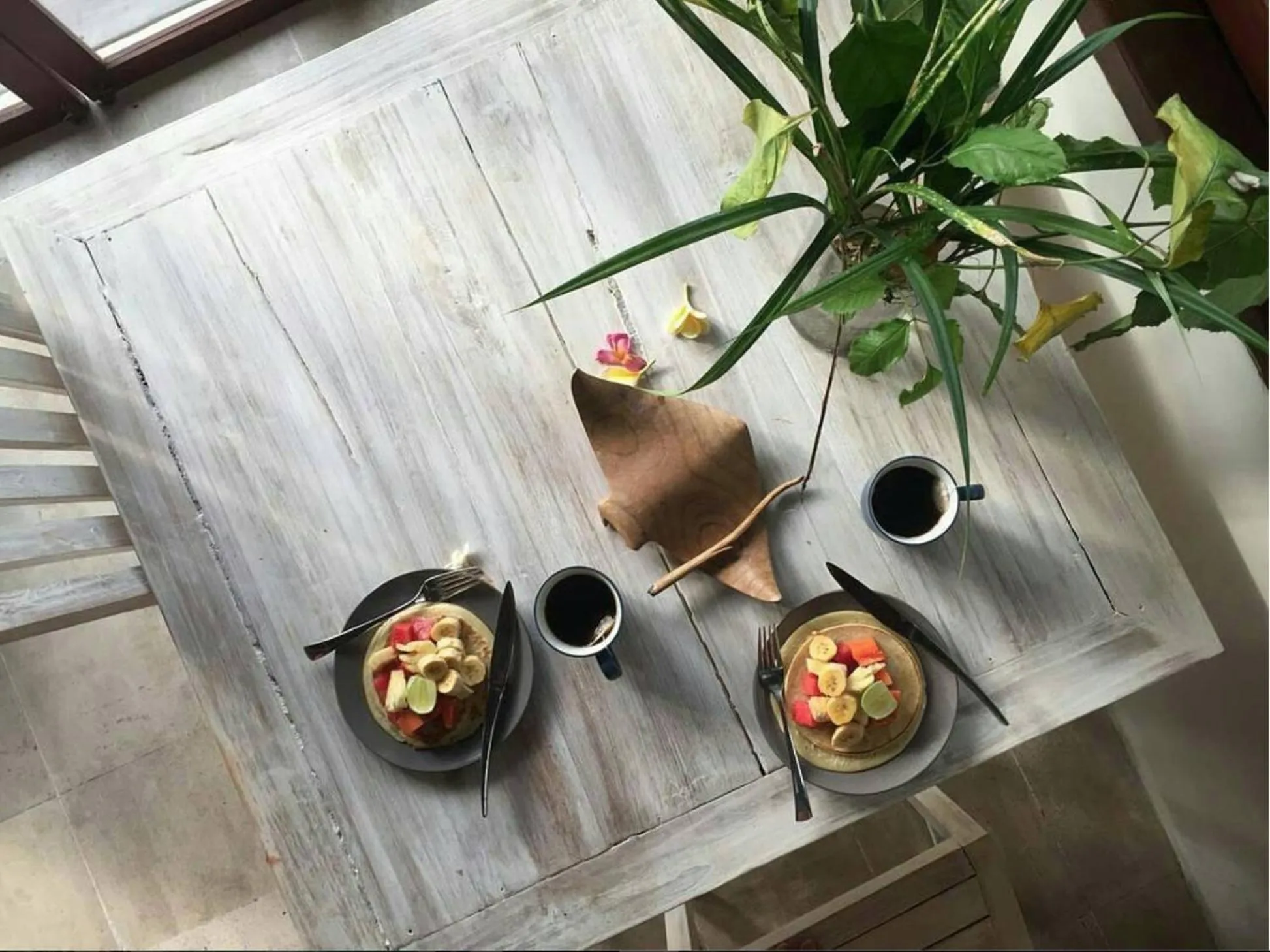 Breakfast in Twin Island Villas & Dive Resort