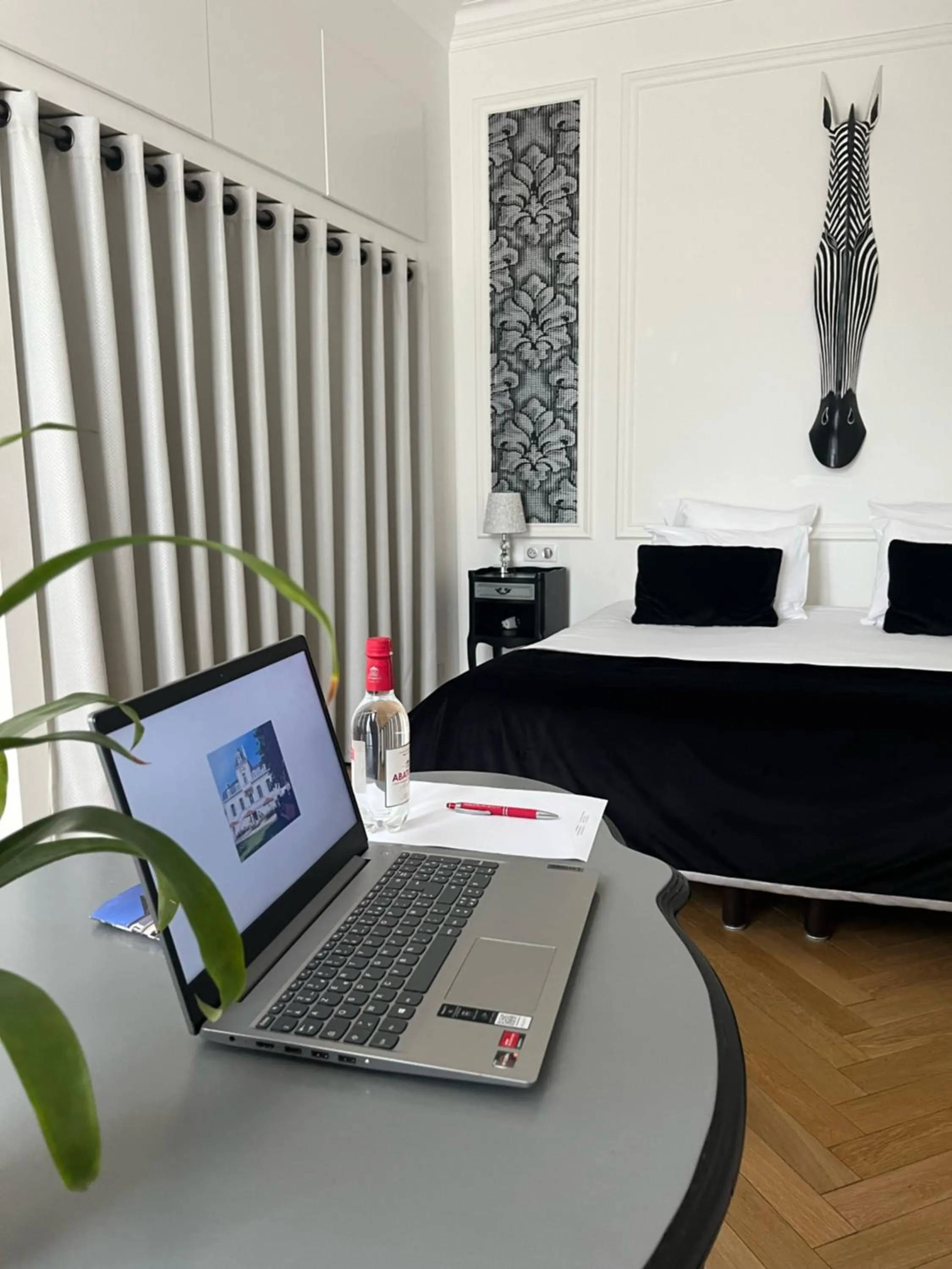 Seating area, Bed in Le Clos des Queyries, Chambres d'Hôtes