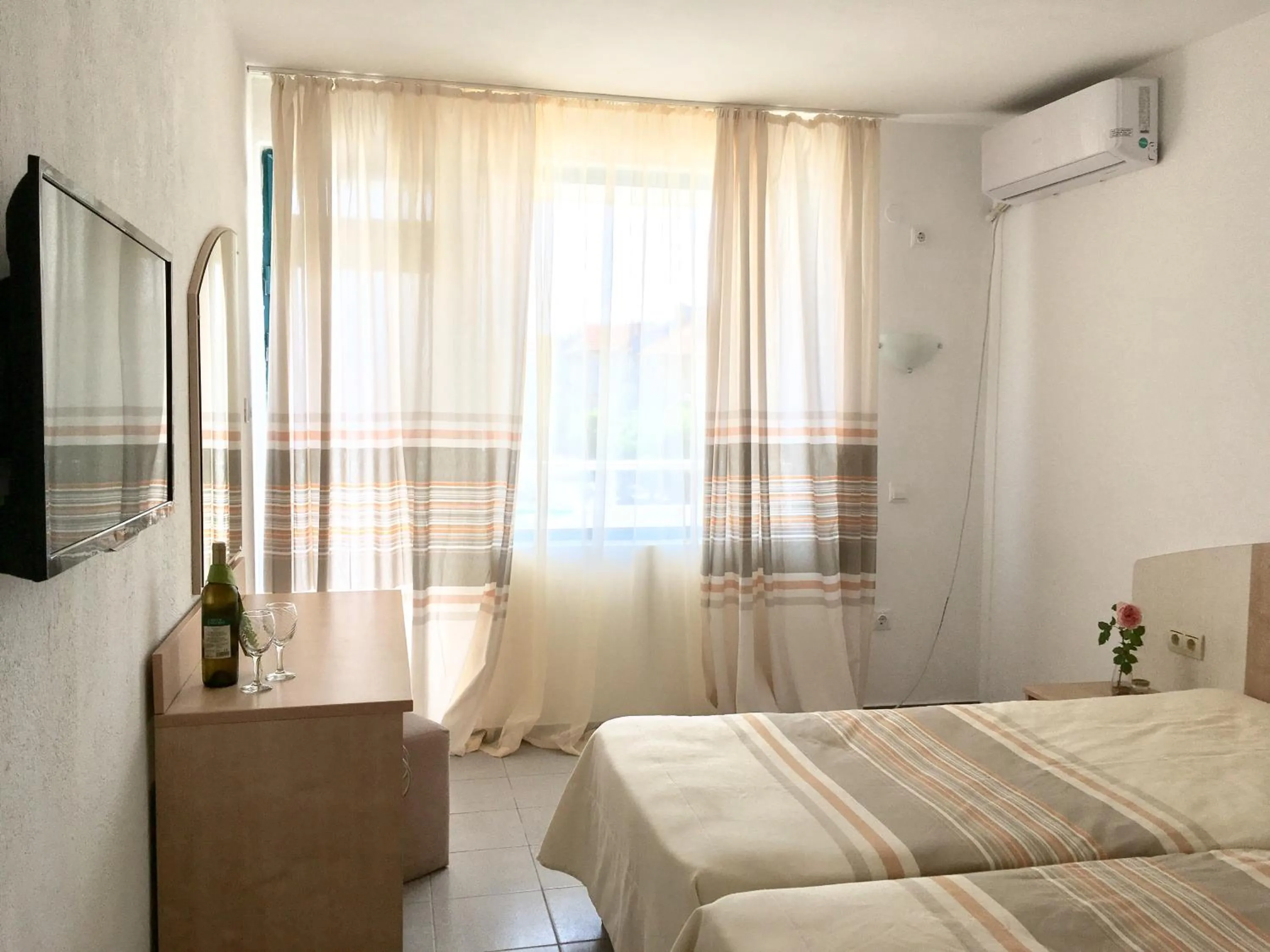 Photo of the whole room, Bed in Alba Family Club Hotel