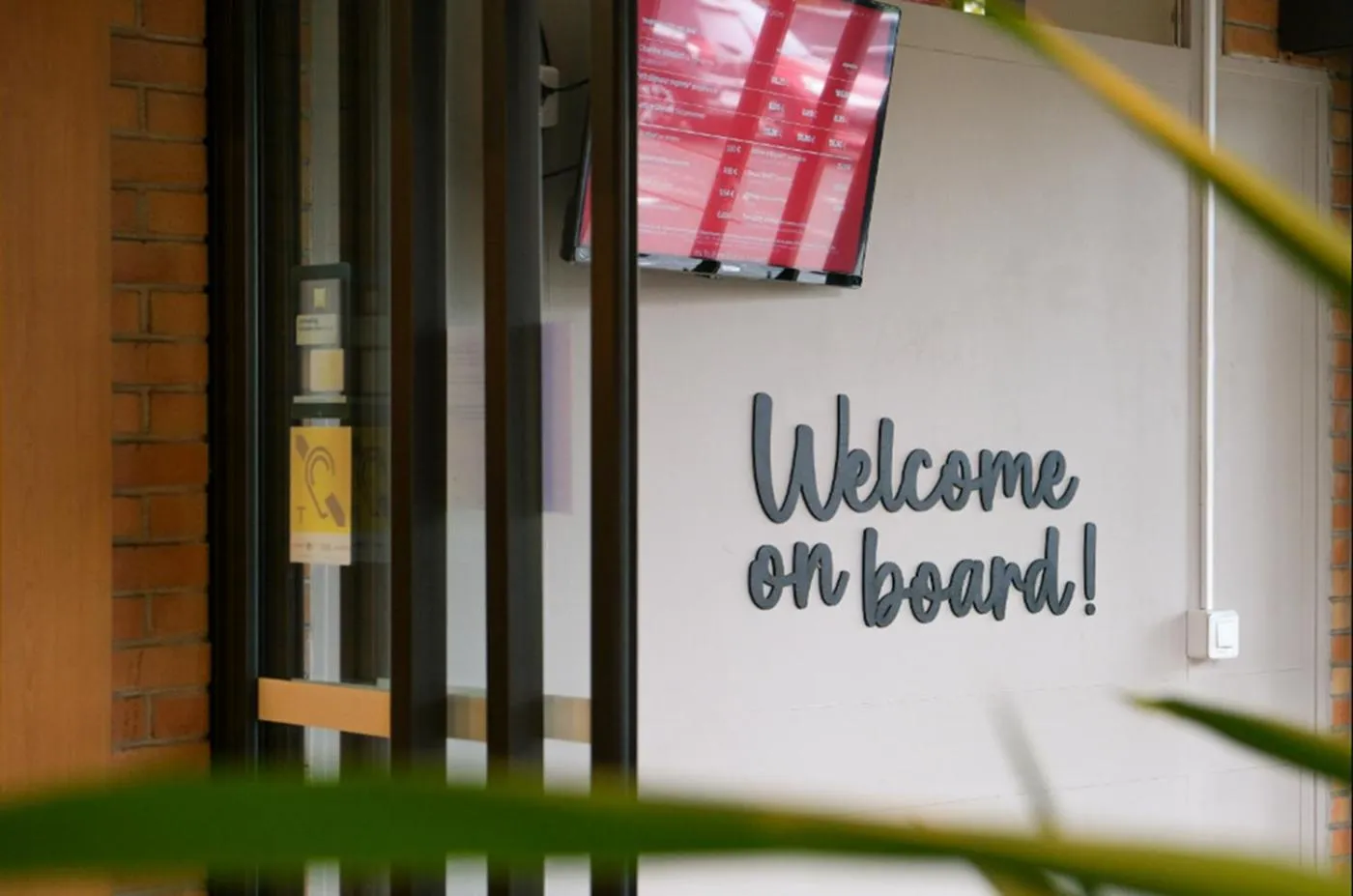 Lobby or reception in ibis Toulouse Aeroport