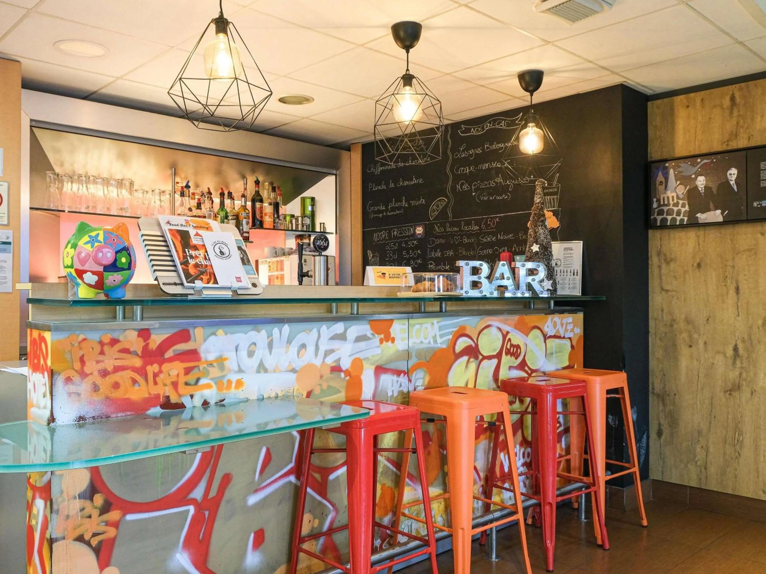 Property building in ibis Toulouse Aeroport