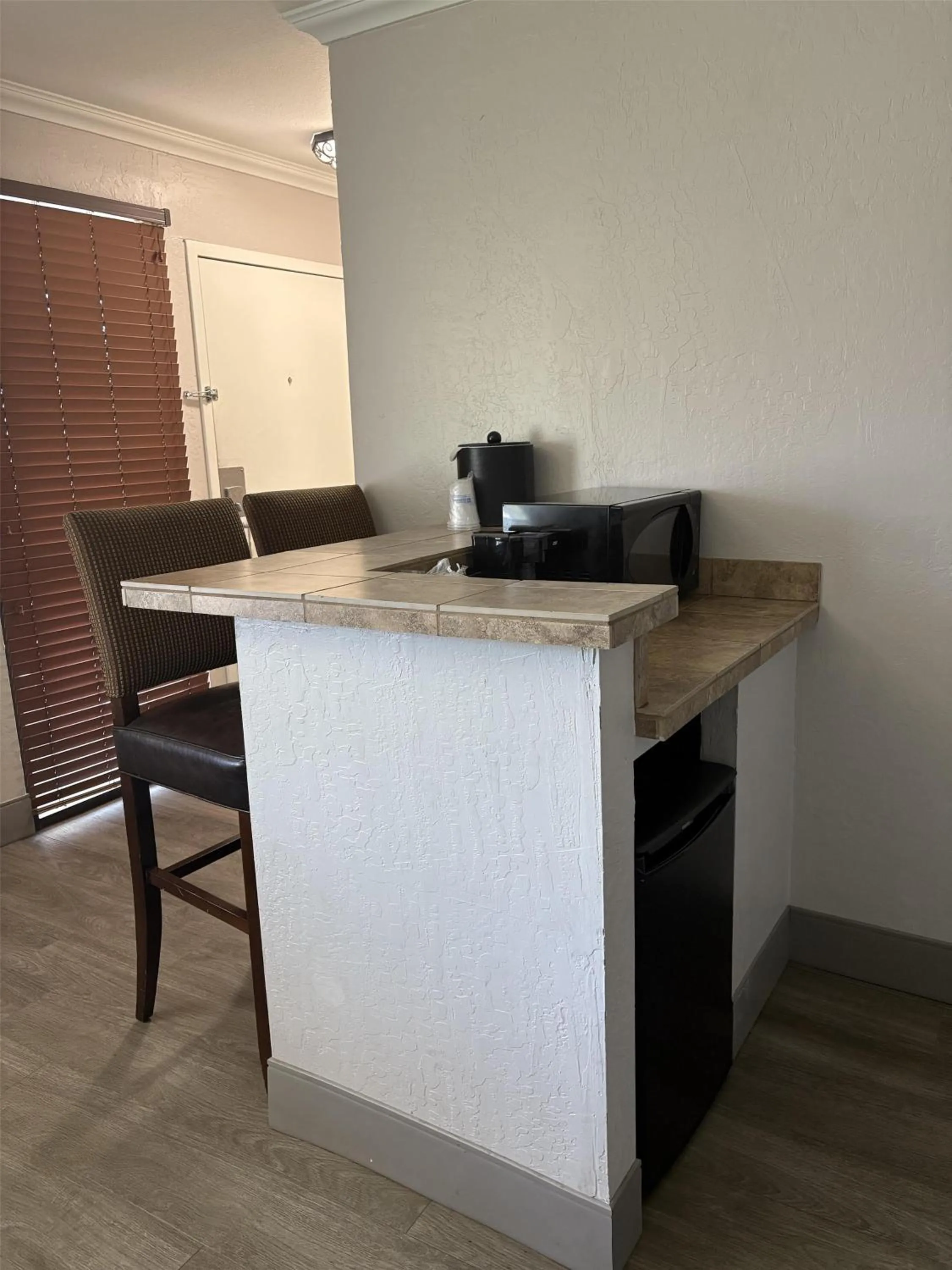 Bedroom in SureStay InnSuites Phoenix Hotel & Suites by Best Western