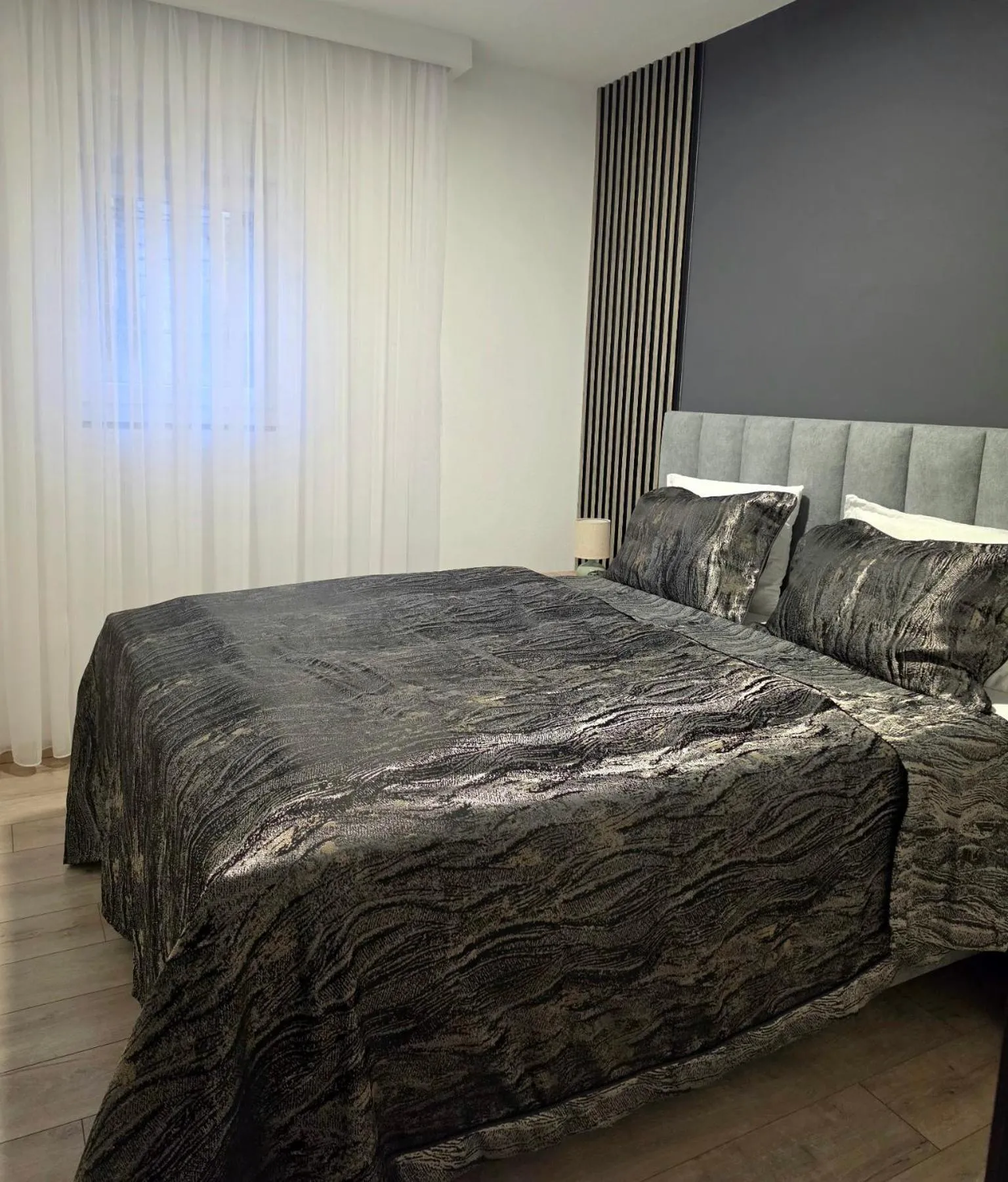 Bed in Residence Riverside