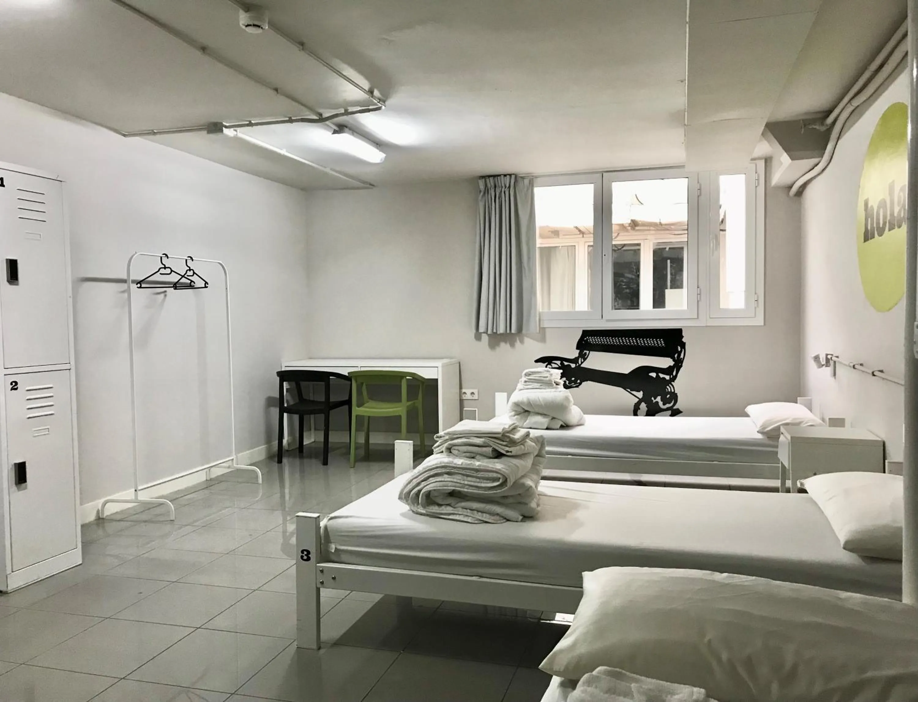 Bed in Hola Hostal Eixample