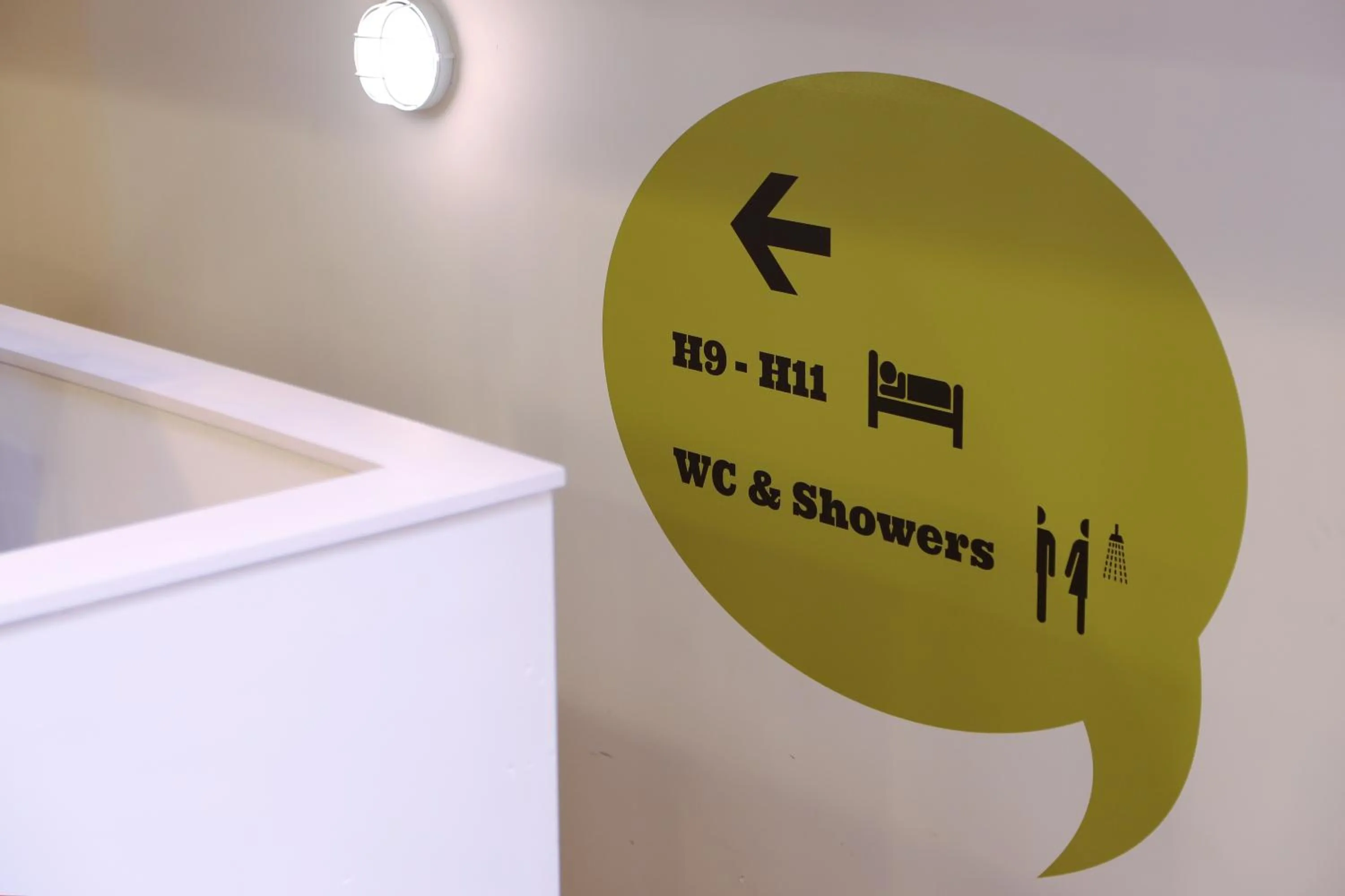 Decorative detail in Hola Hostal Eixample