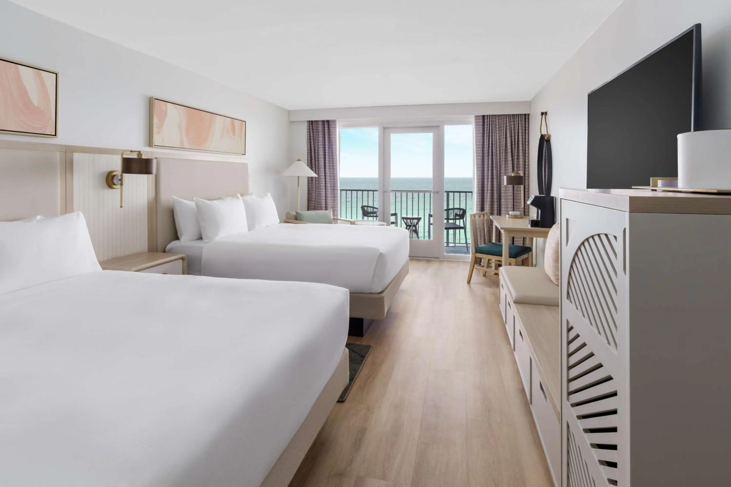 Bed in Beal House Fort Walton Beach, Tapestry Collection By Hilton