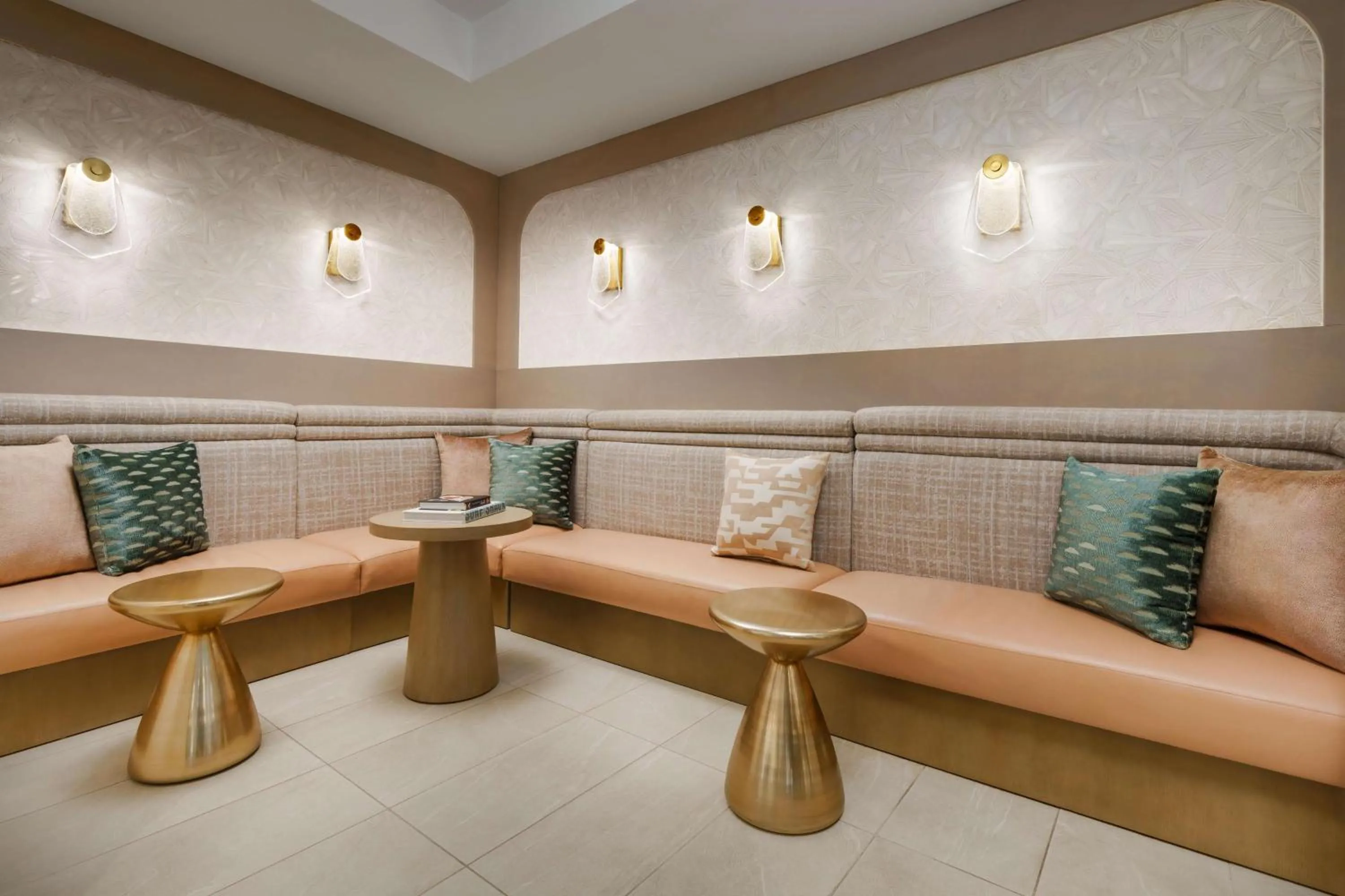 Lobby or reception in Beal House Fort Walton Beach, Tapestry Collection By Hilton