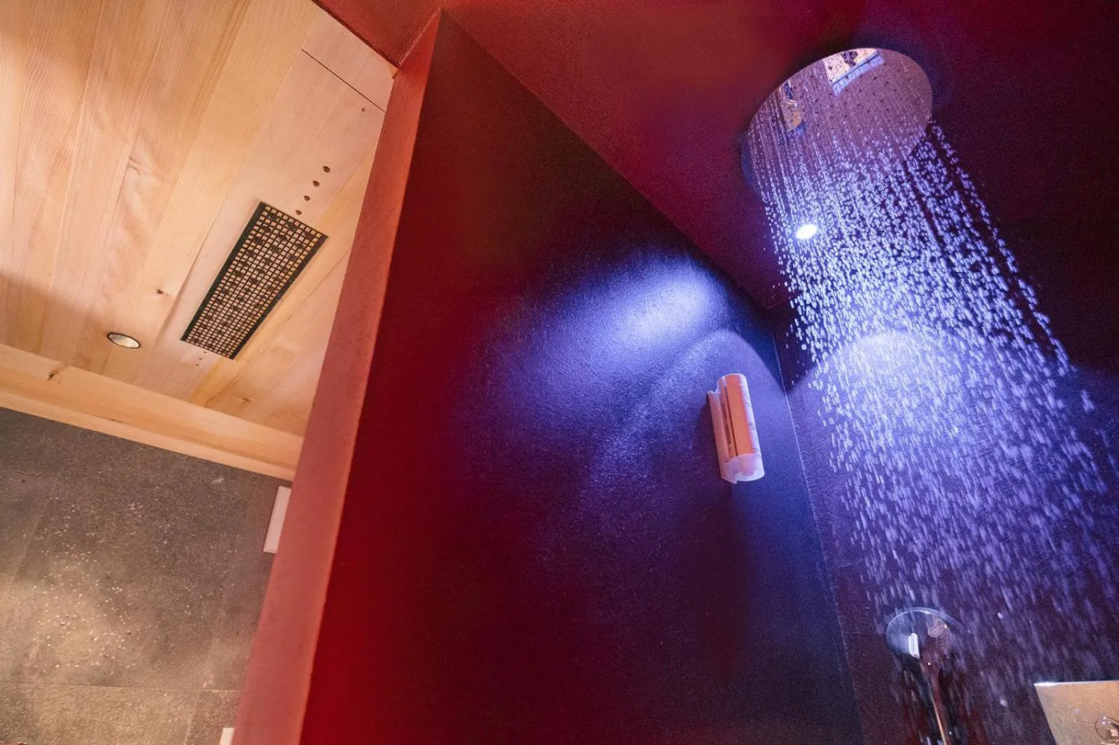 Bathroom in Weingut & Genusshotel Spitalerhof Superior