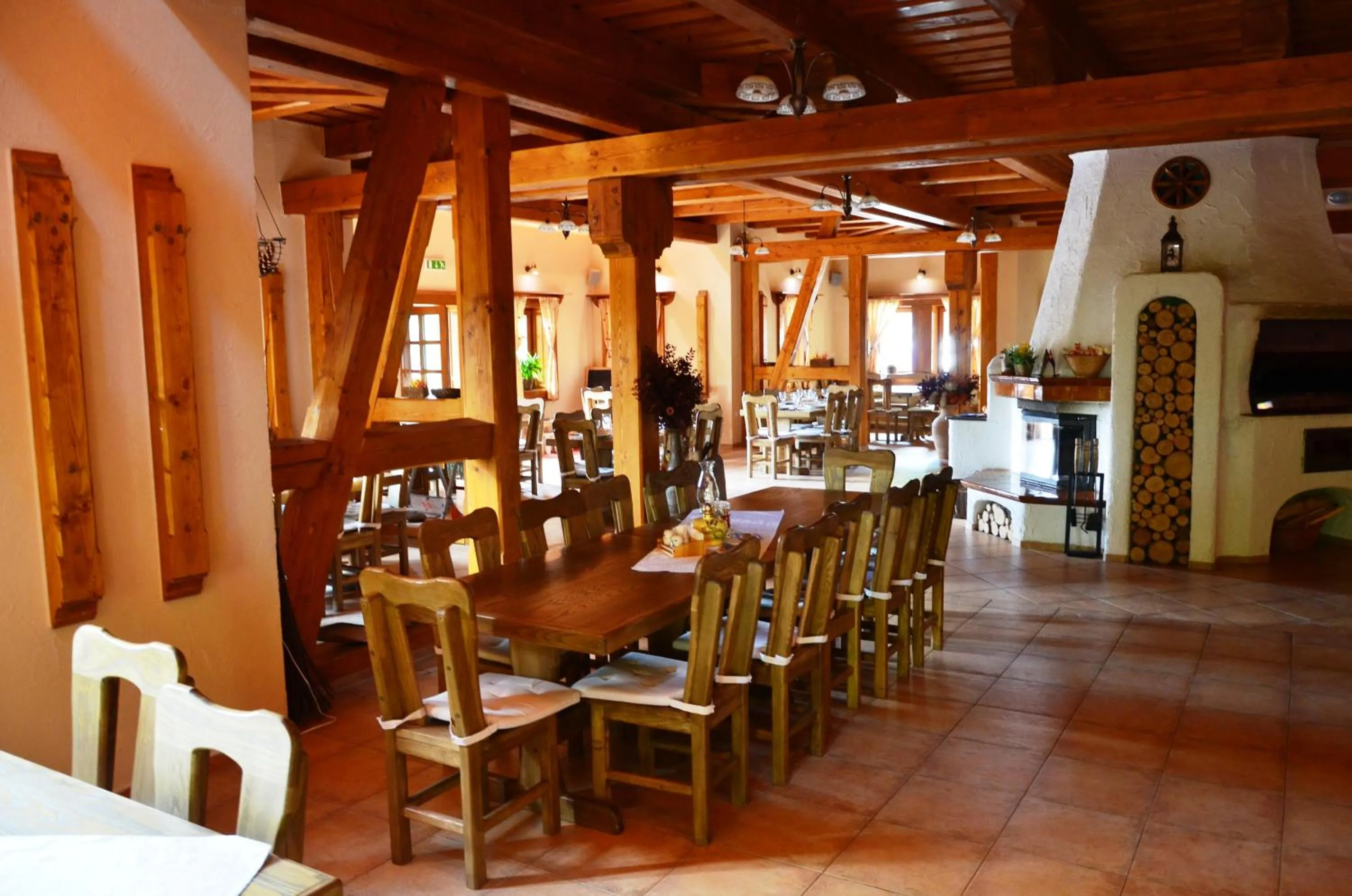 Restaurant/places to eat in Apartmán KLAUDIA Tále