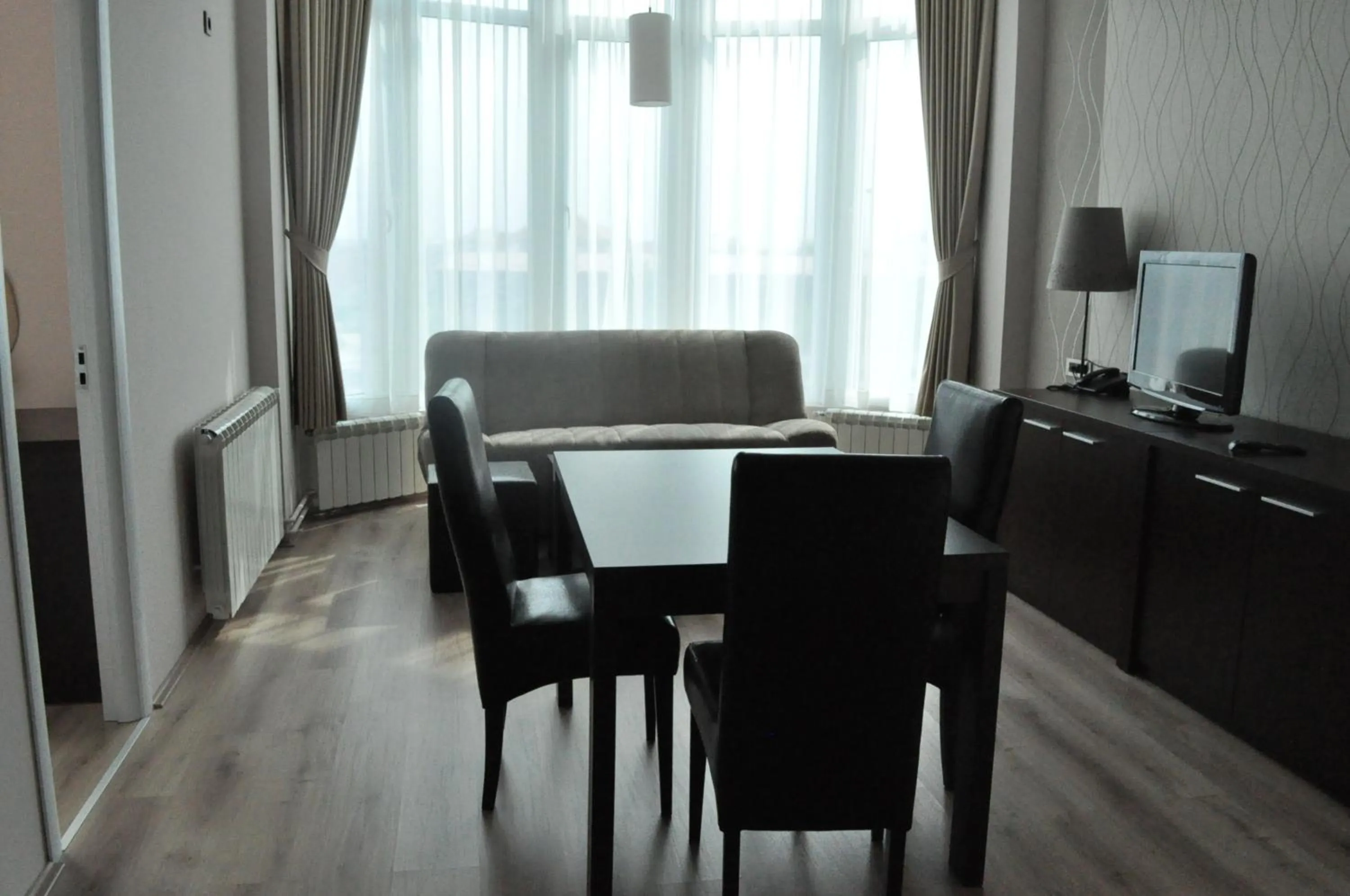 TV and multimedia in Garni Hotel 018 In