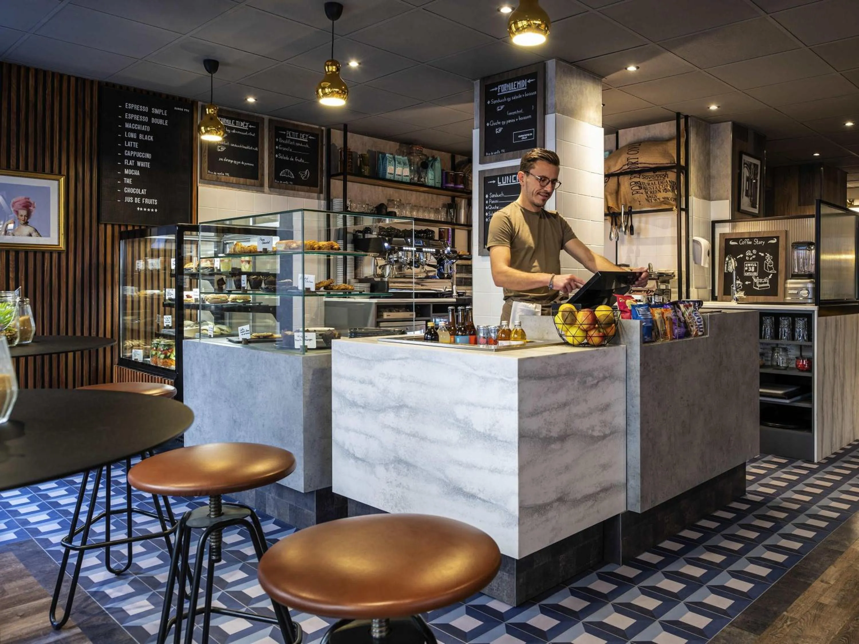 Property building in ibis Paris Grands Boulevards Opéra 9e