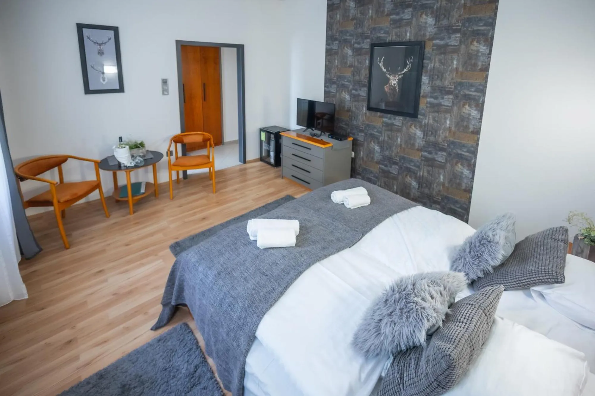 Bed in 4 Évszak Hegyihotel