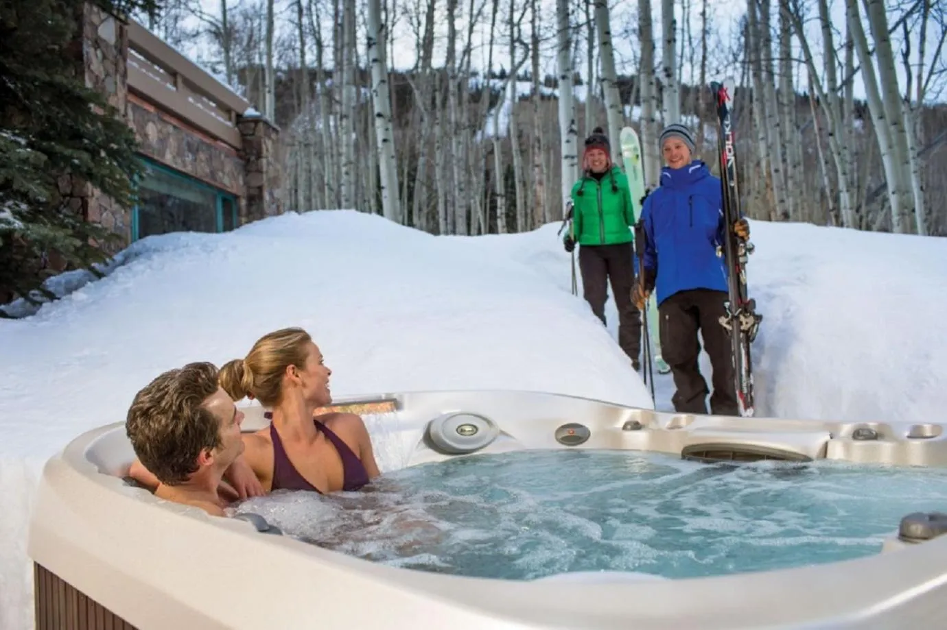 People in 4 Évszak Hegyihotel