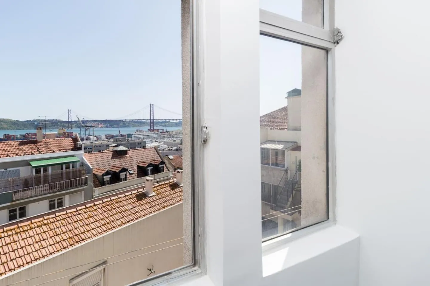 Olá Lisbon - Lapa with Panoramic View II