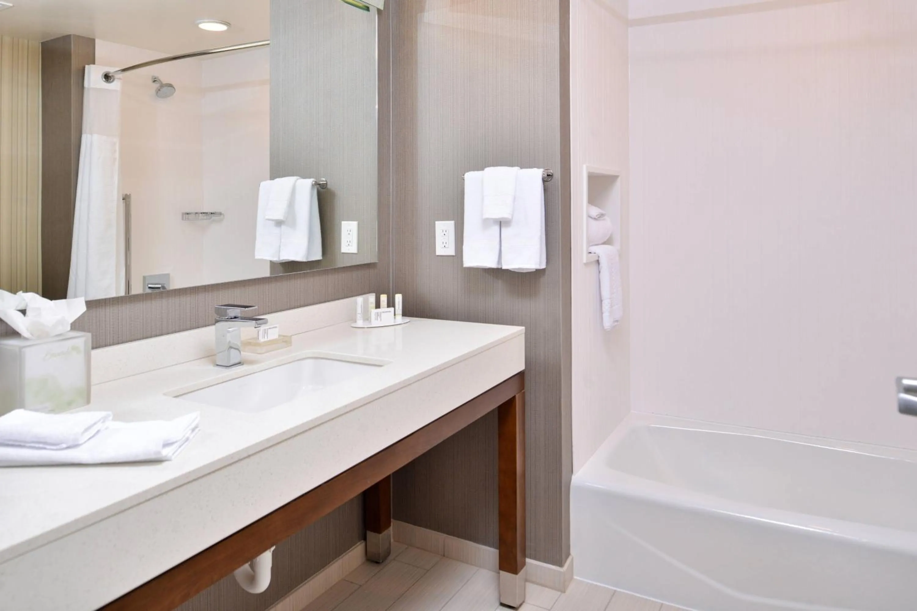 Bathroom in Courtyard Kansas City Olathe