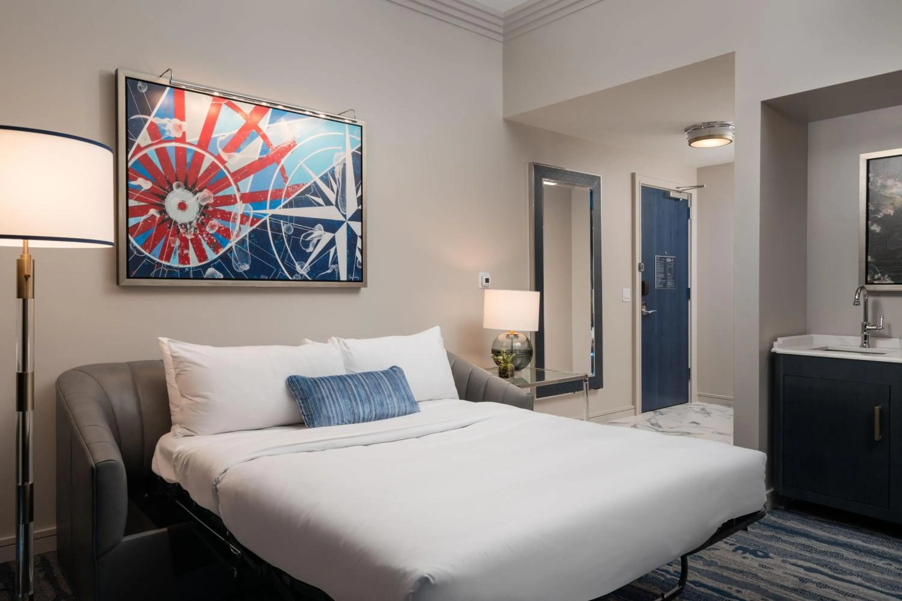 Photo of the whole room, Bed in JW Marriott Savannah Plant Riverside District