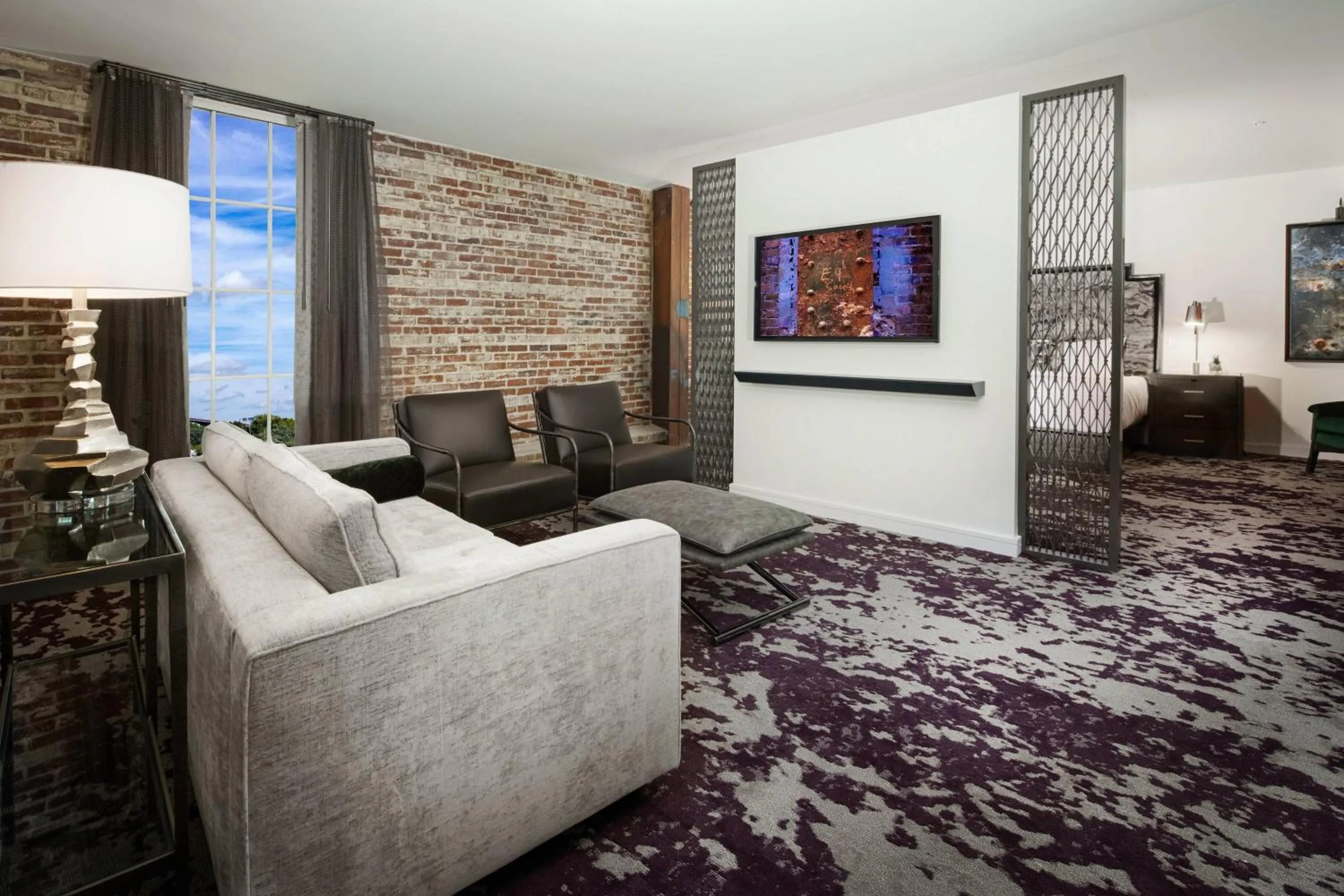 Photo of the whole room in JW Marriott Savannah Plant Riverside District