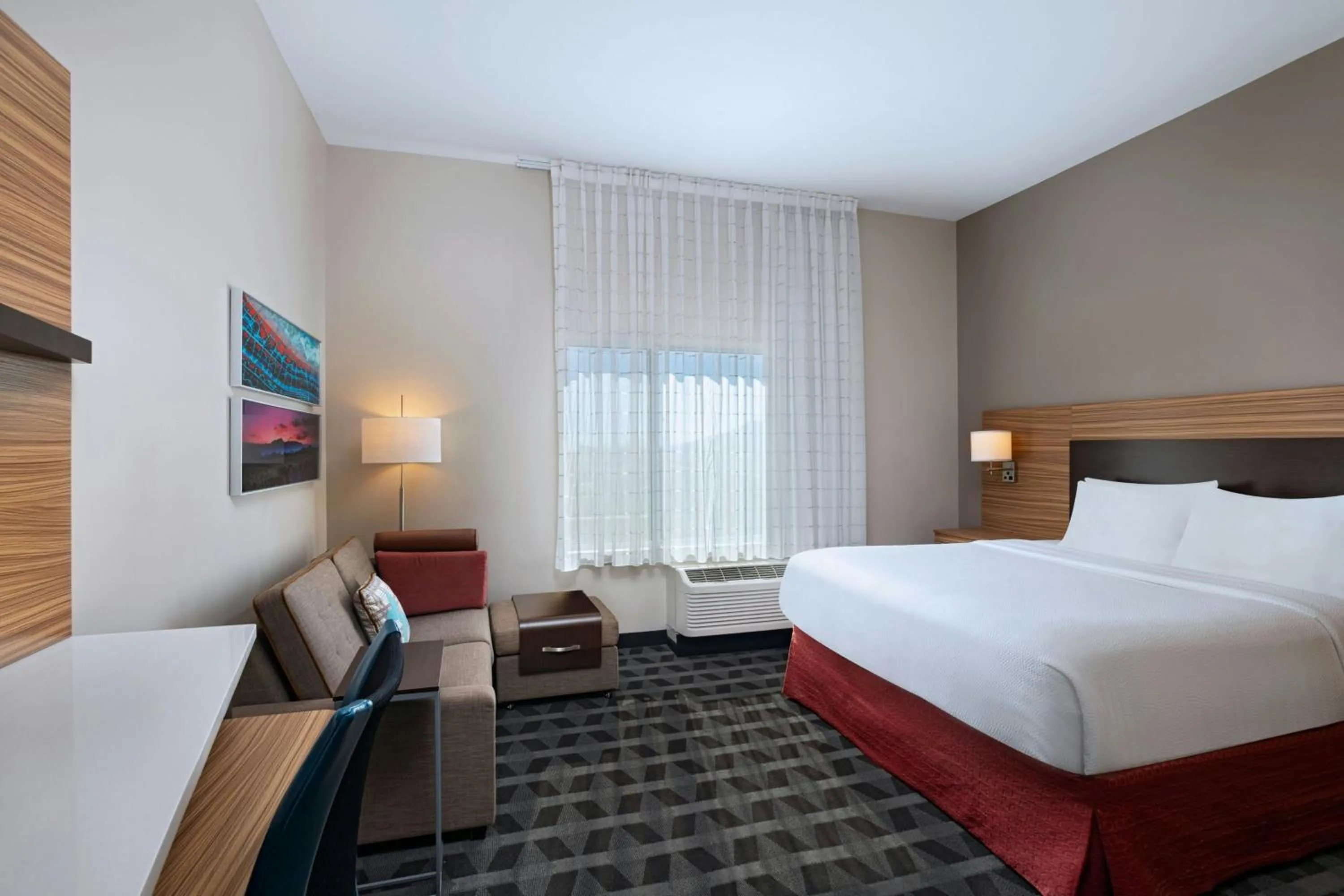 Bedroom, Bed in TownePlace Suites El Paso North