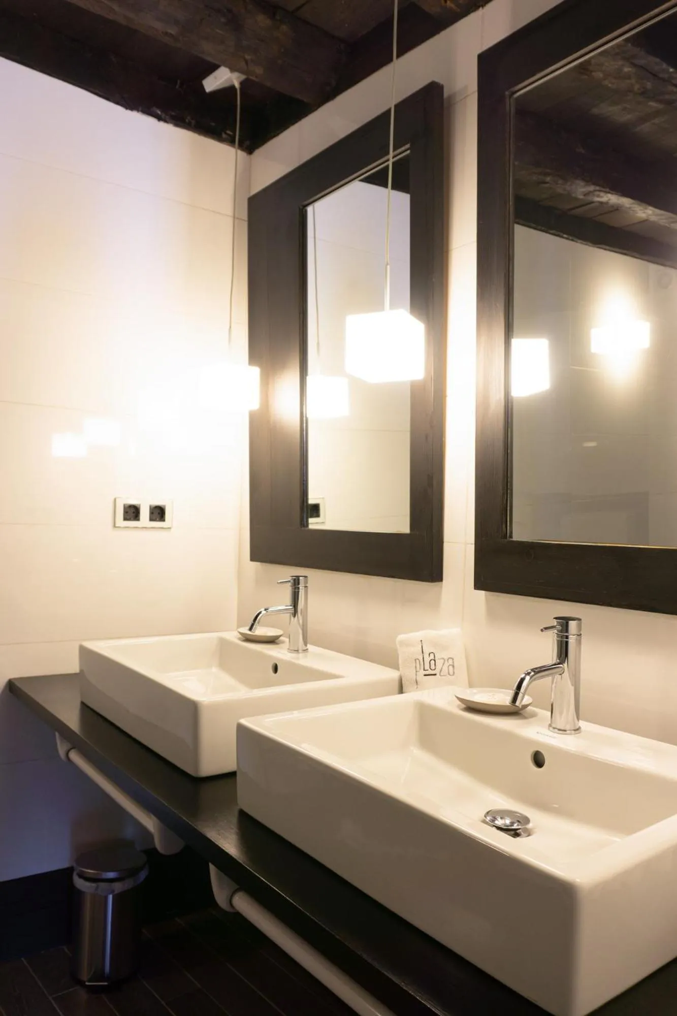 Bathroom in La Plaza