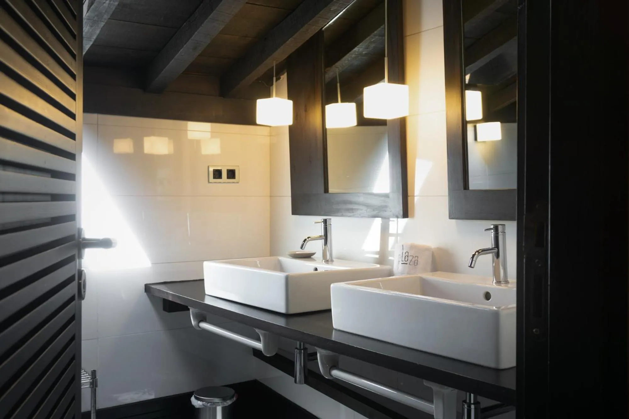 Bathroom in La Plaza