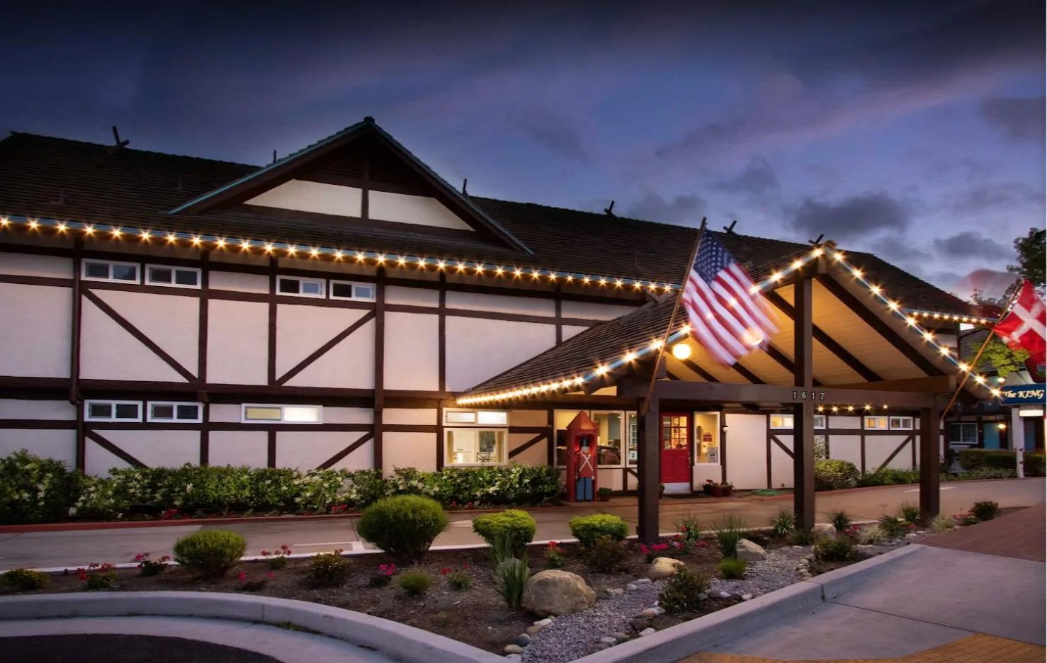 Property building in King Frederik Inn