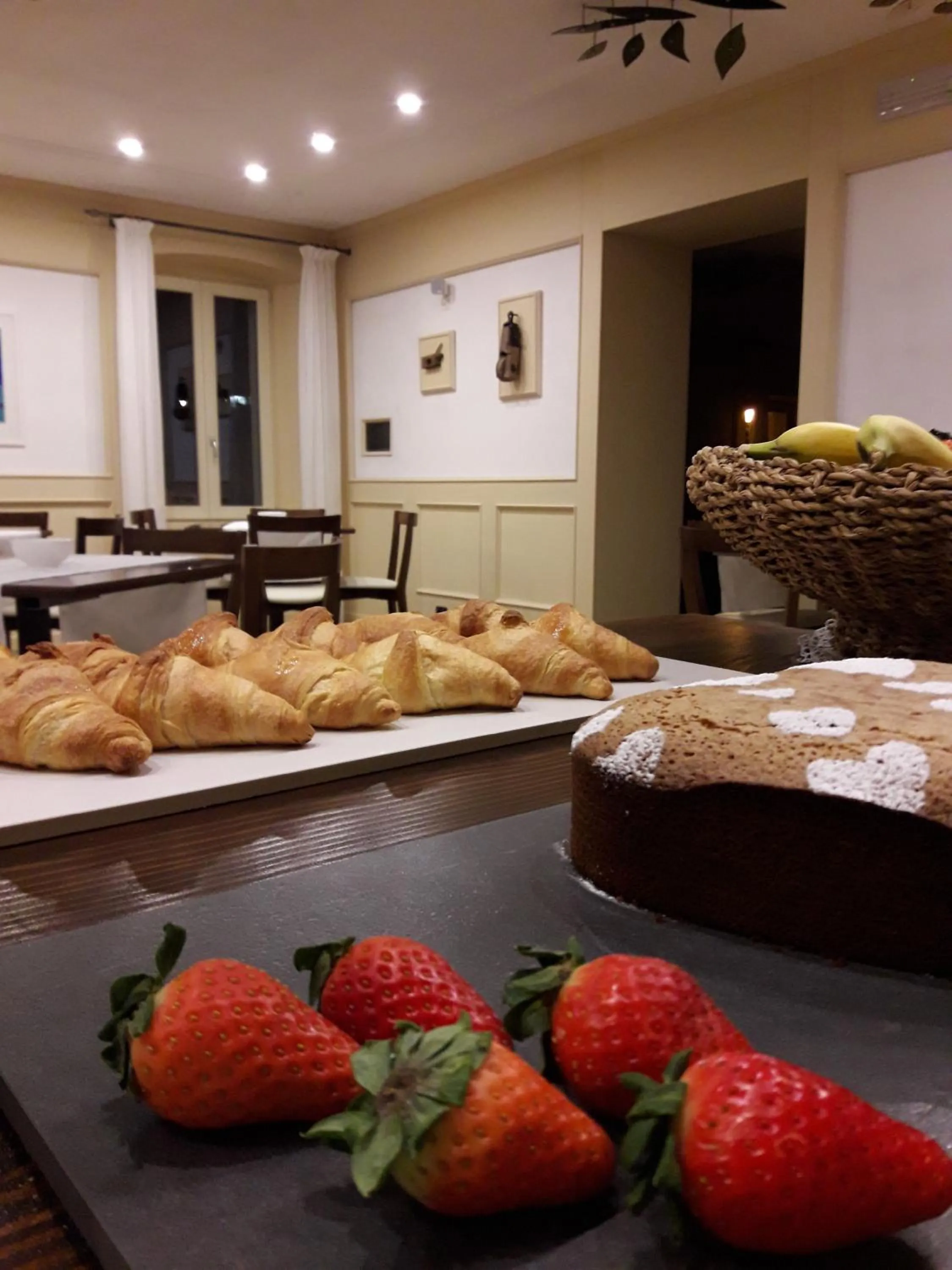 Food and drinks in Ai Vellutai