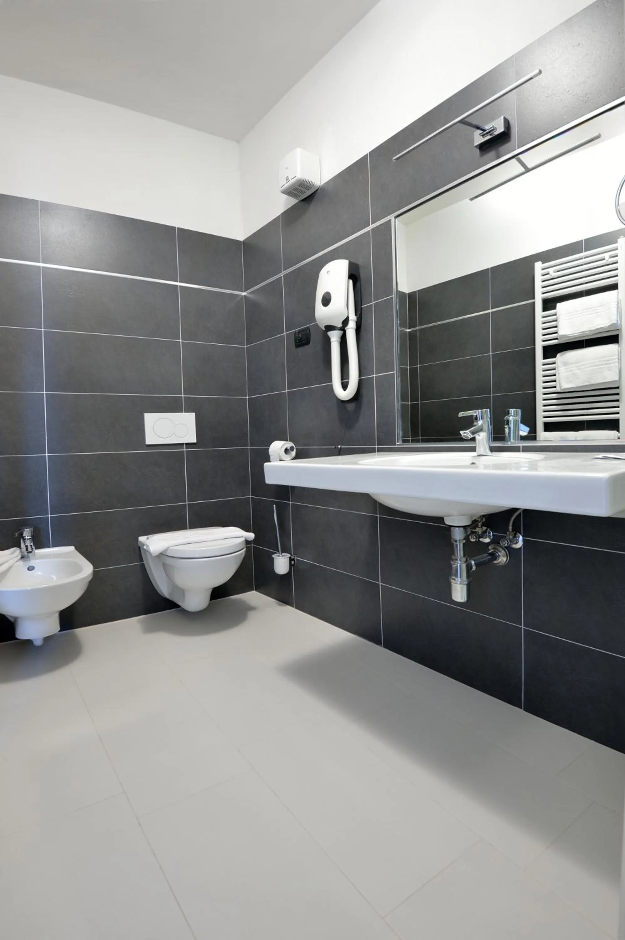 Bathroom in Ai Vellutai