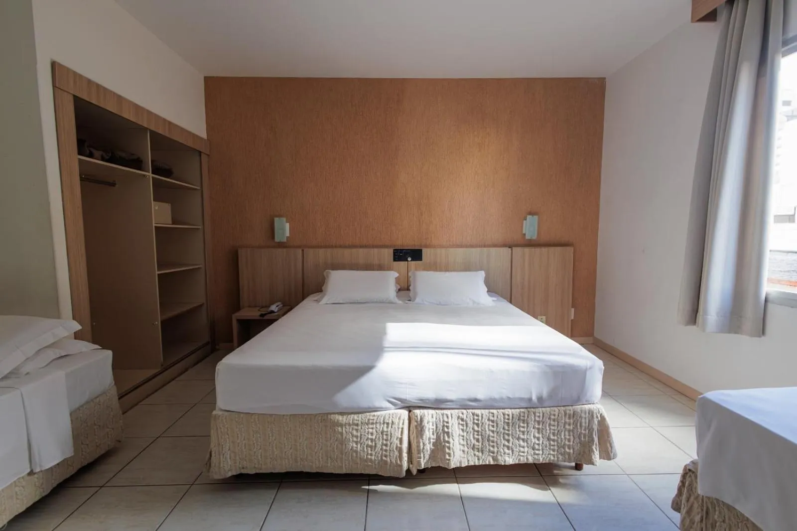 Bedroom, Bed in Hotel Açores