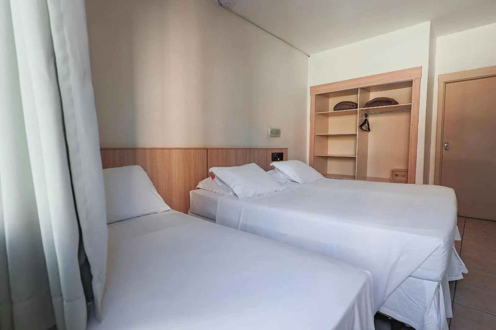 Bedroom, Bed in Hotel Açores