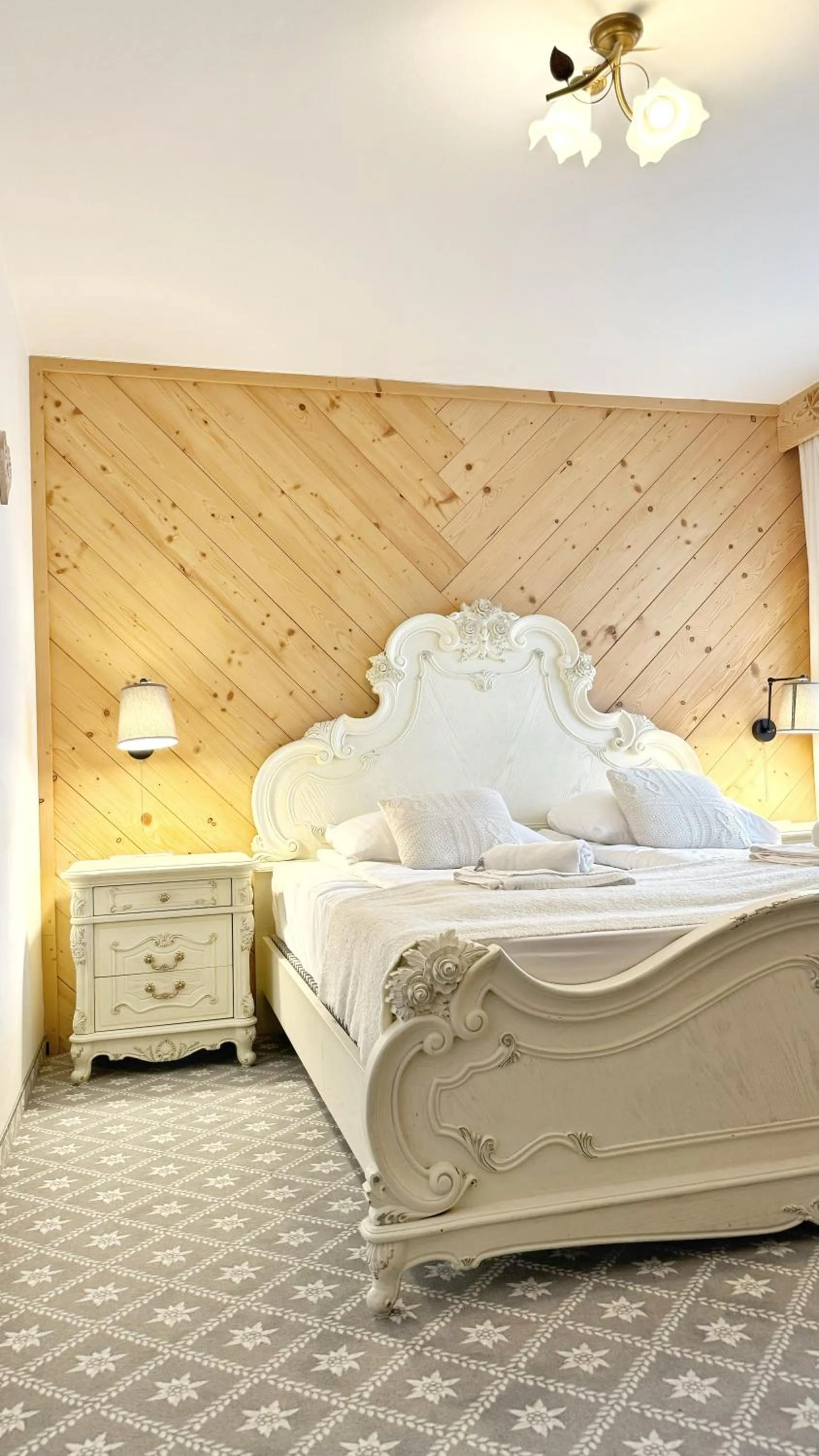 Bed in Willa Swoboda Garden Spa