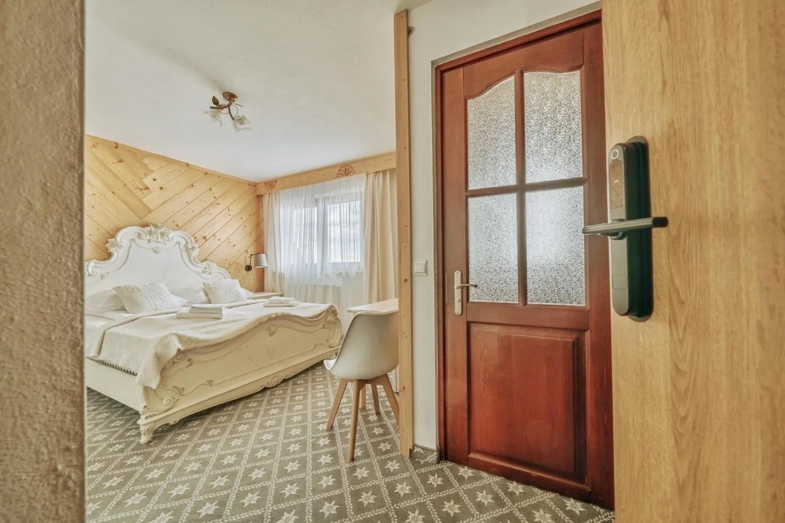 Bed in Willa Swoboda Garden Spa