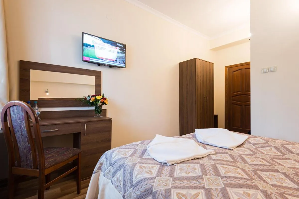 Bed in Hotel Victoria